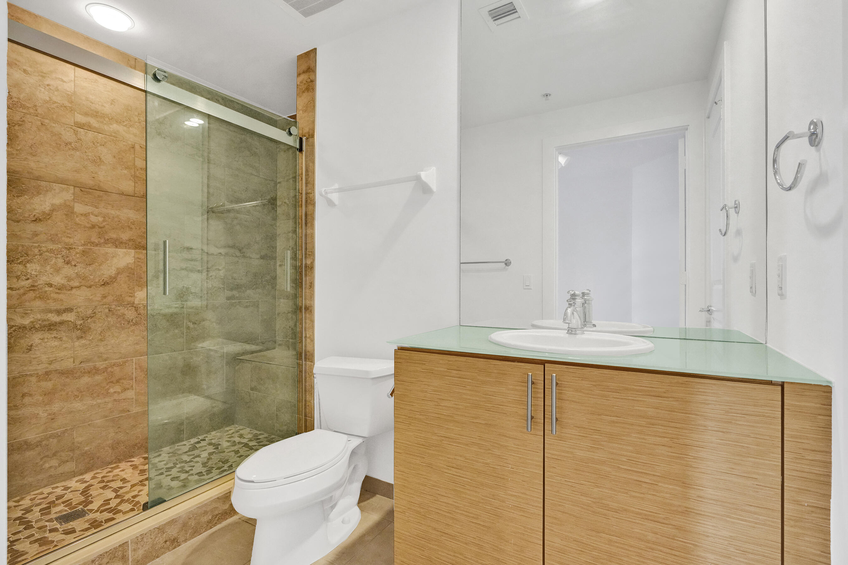 STRADA 315 CONDO - Residential