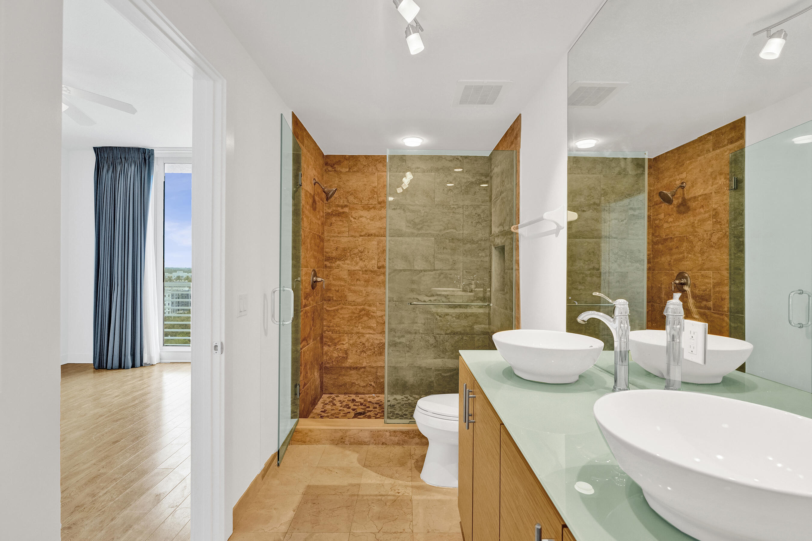 STRADA 315 CONDO - Residential