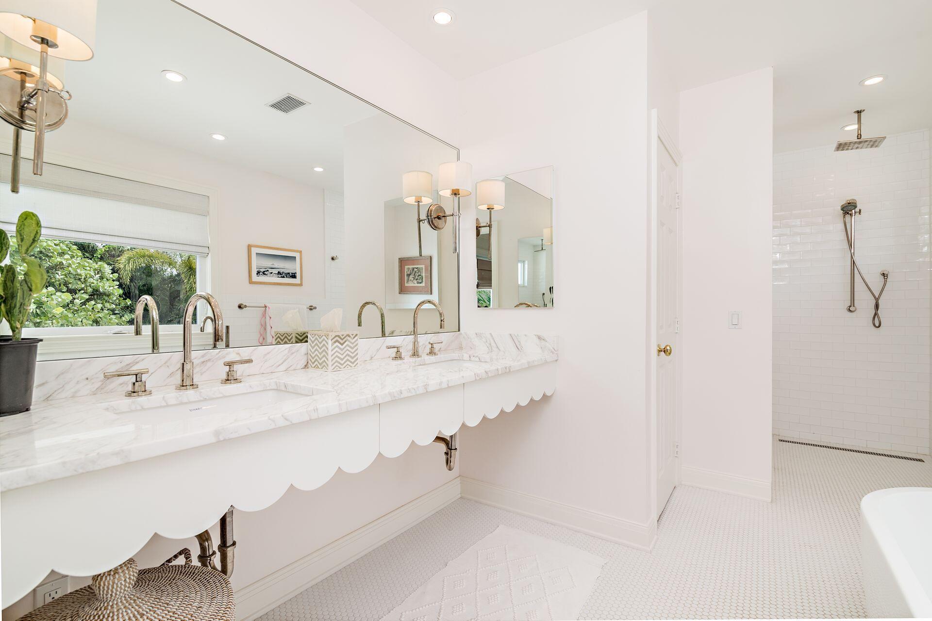 MIRAMAR SHORES - Residential