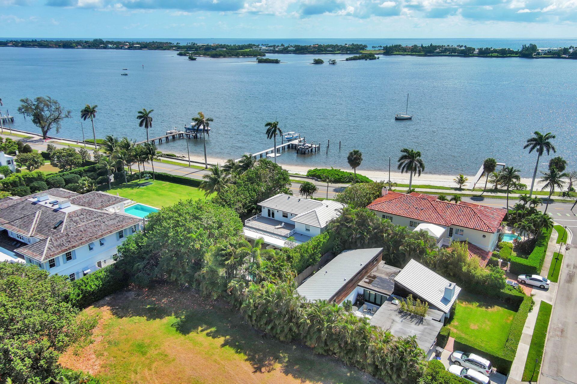 MIRAMAR SHORES - Residential