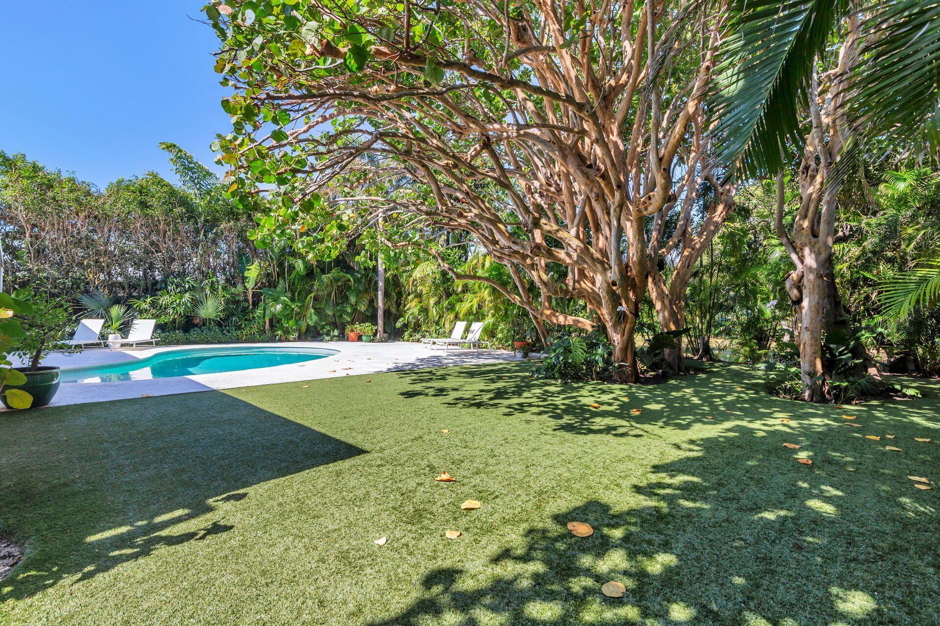 MIRAMAR SHORES - Residential