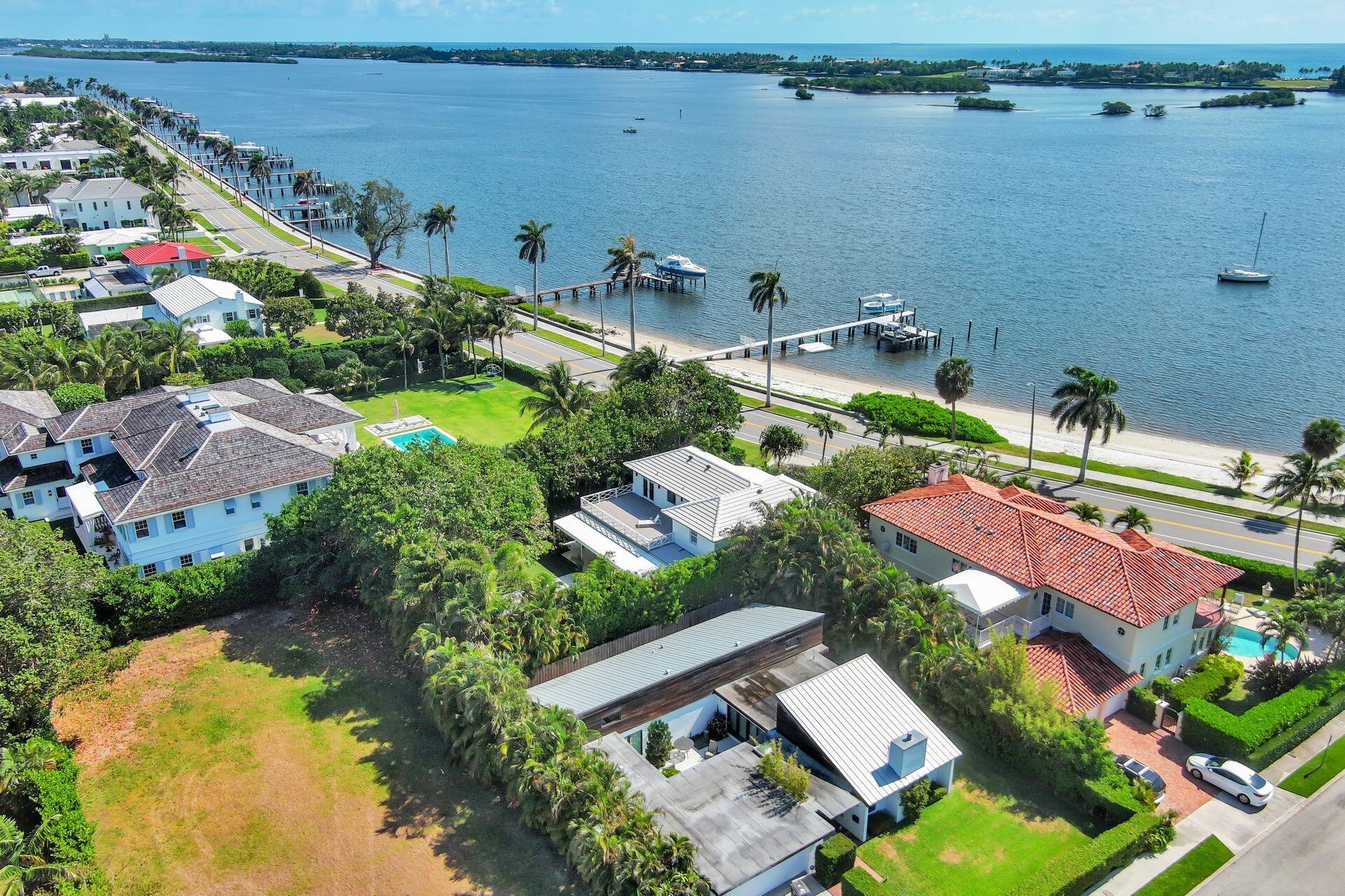 MIRAMAR SHORES - Residential