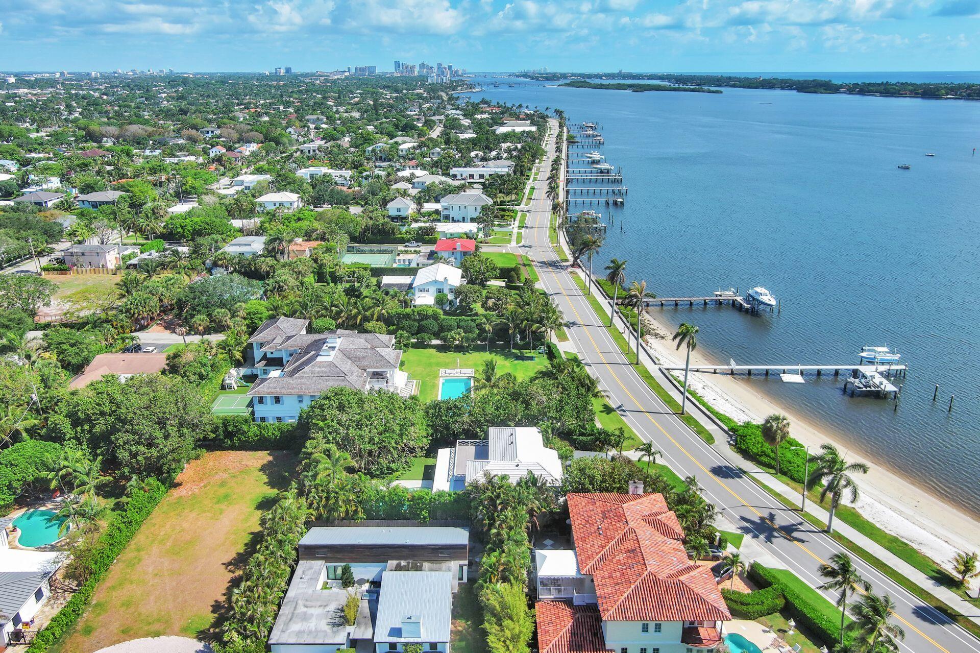 MIRAMAR SHORES - Residential