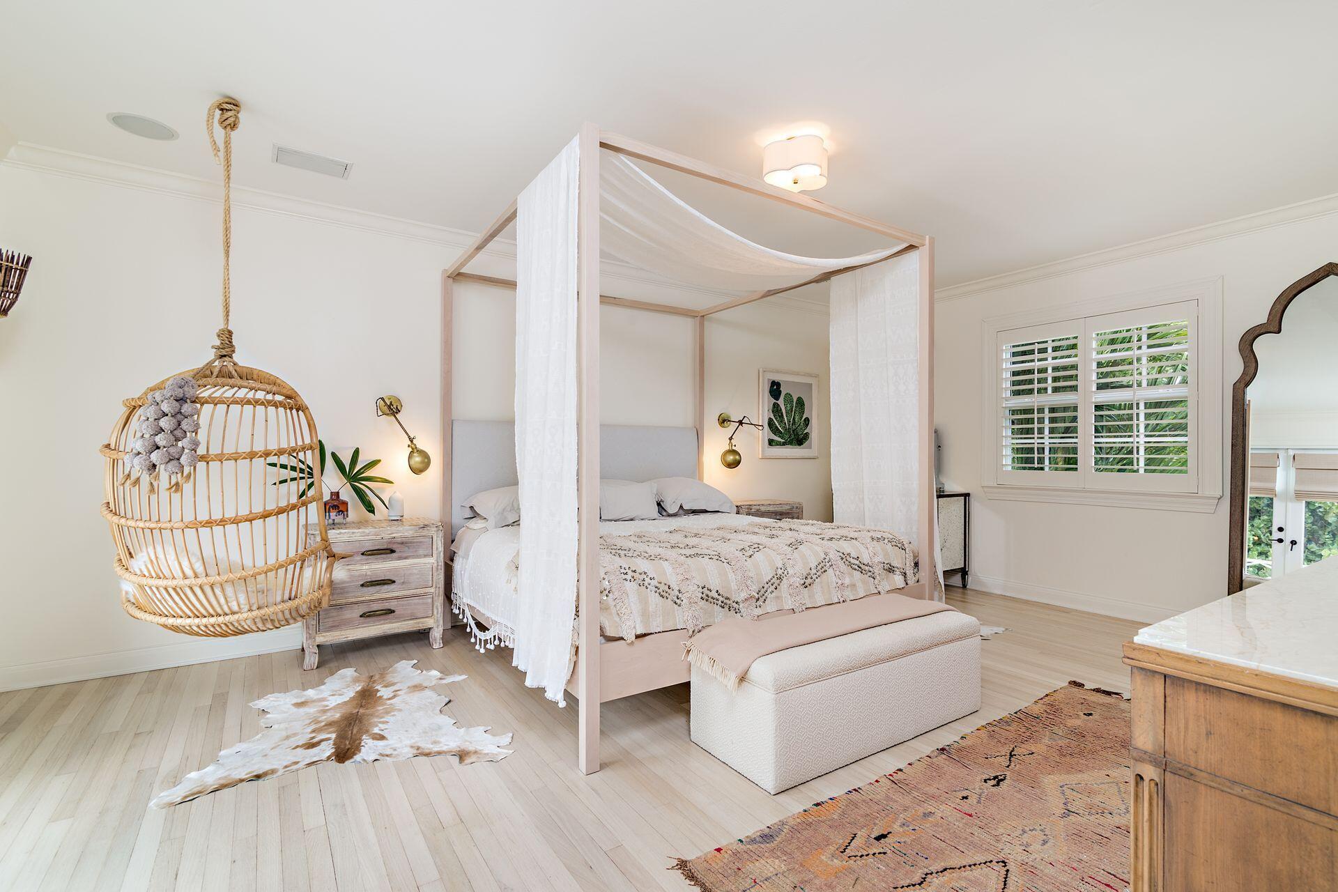 MIRAMAR SHORES - Residential