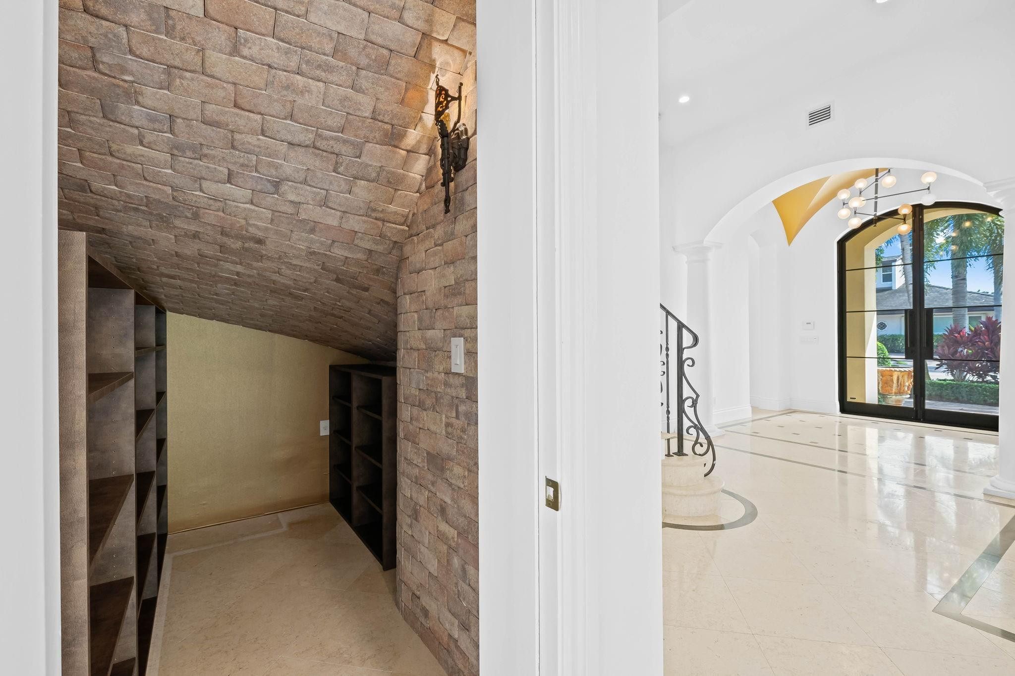 TROPIC ISLE 4TH SEC - Residential Lease