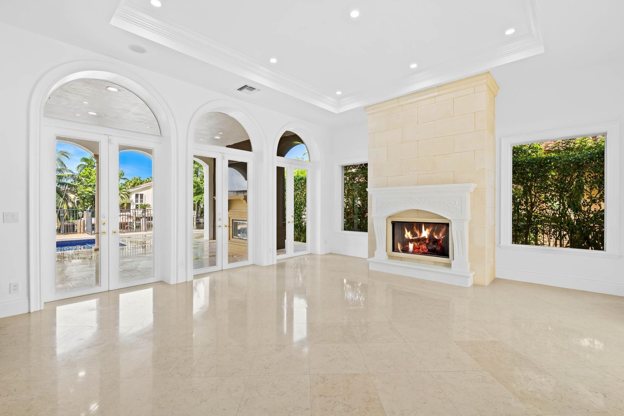 TROPIC ISLE 4TH SEC - Residential Lease