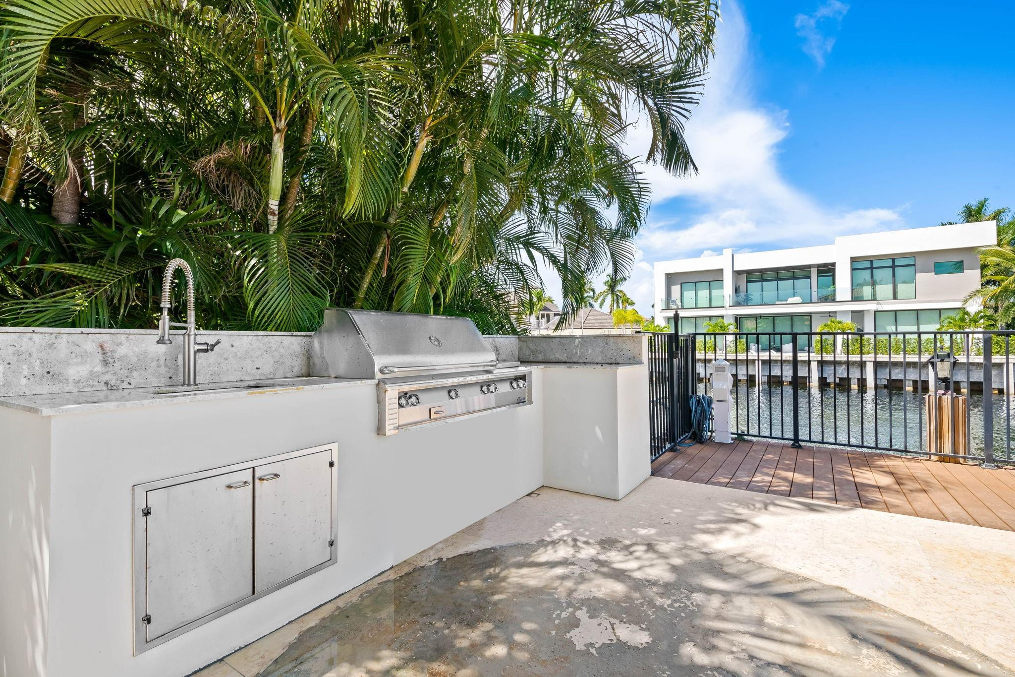 TROPIC ISLE 4TH SEC - Residential Lease
