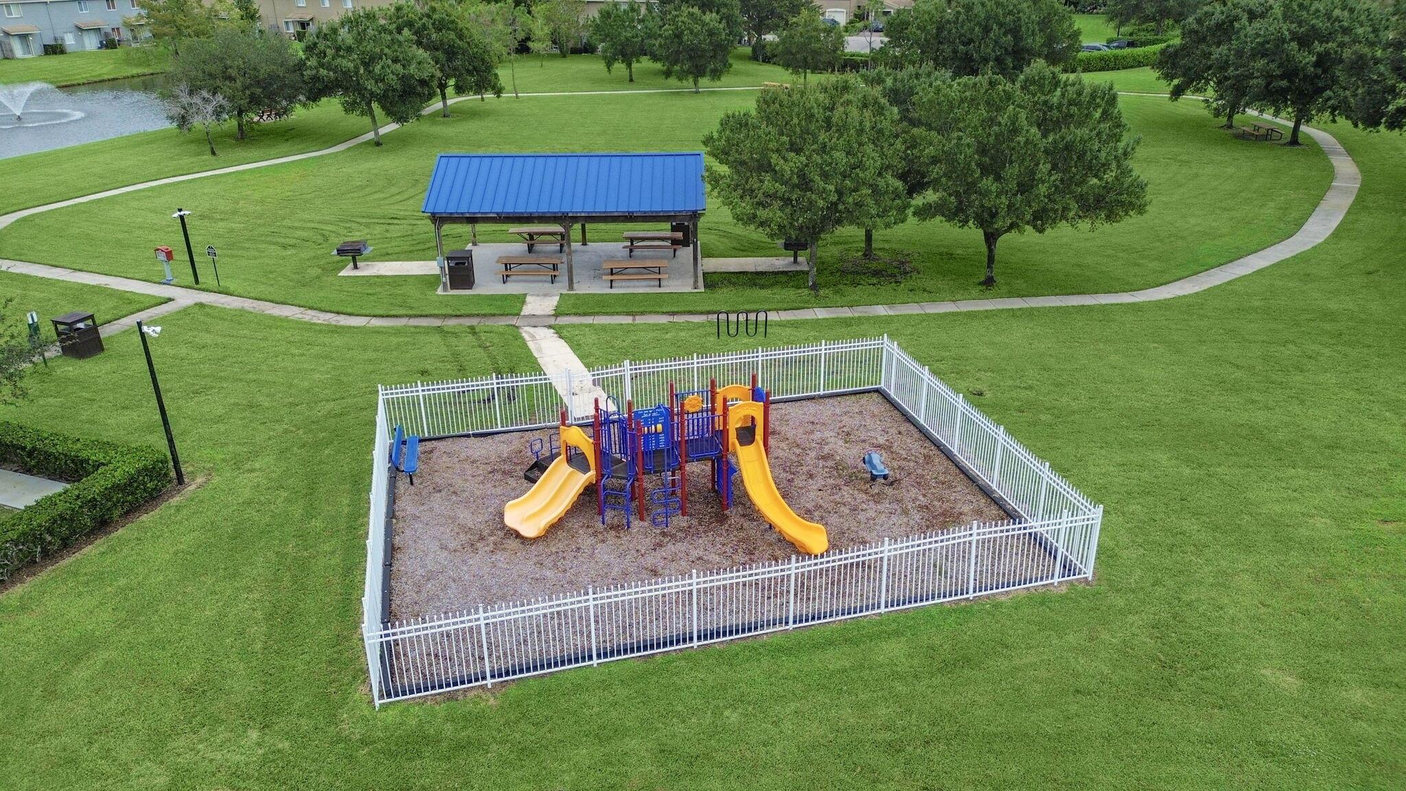 Newport Isles, THIRD REPL - Residential