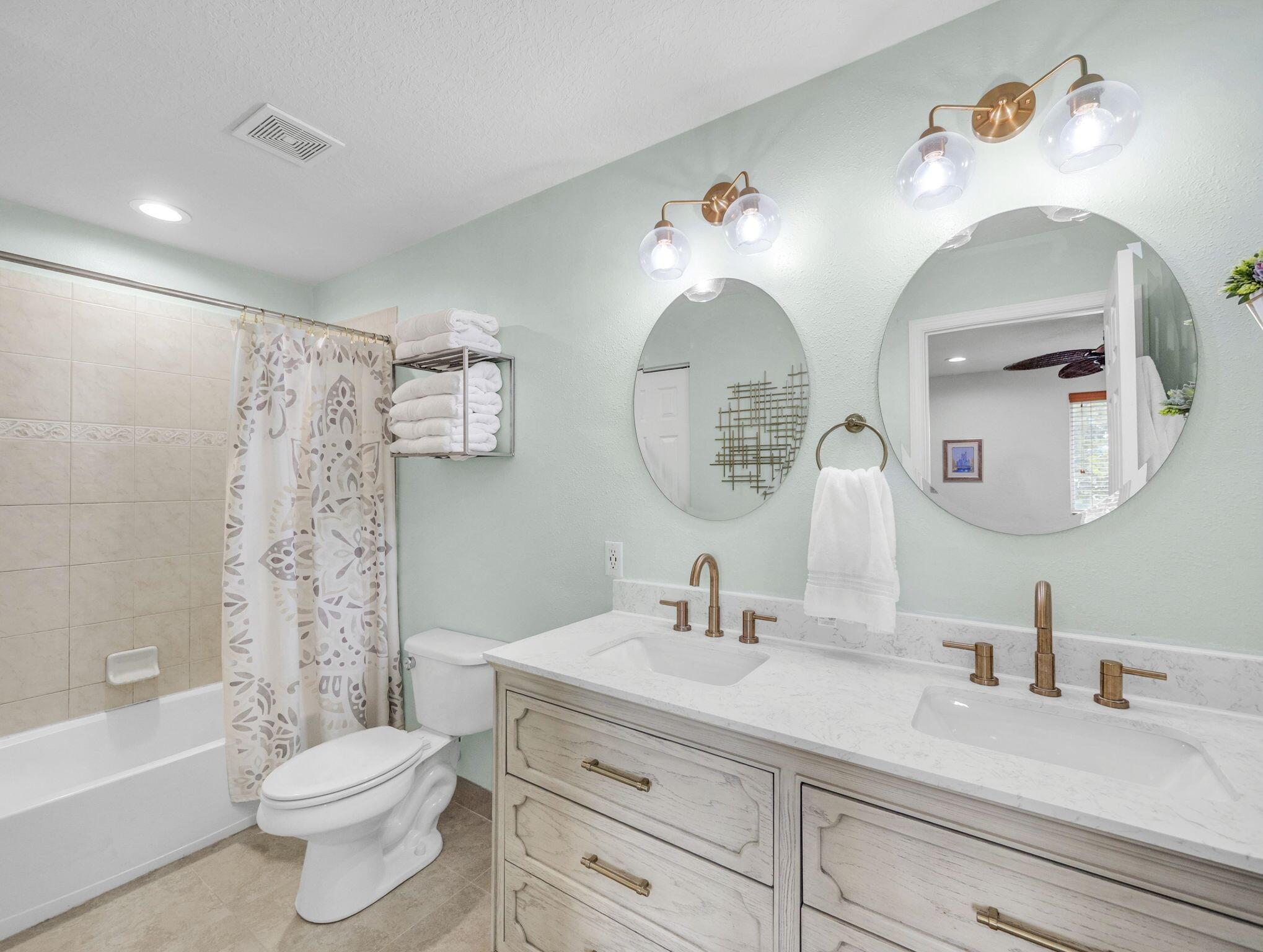 Newport Isles, THIRD REPL - Residential