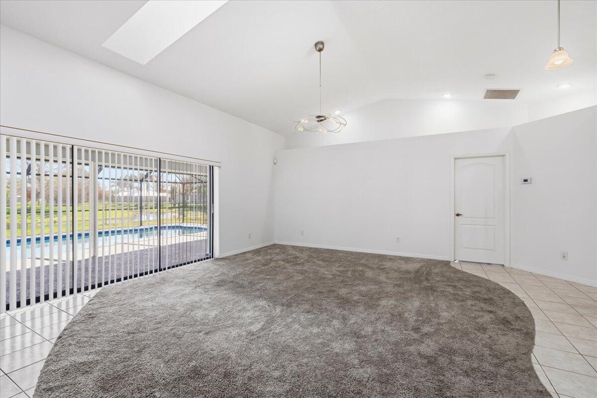 PORT ST LUCIE SECTION 40 - Residential Lease