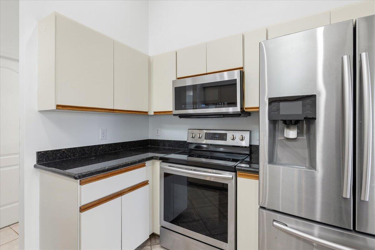 PORT ST LUCIE SECTION 40 - Residential Lease