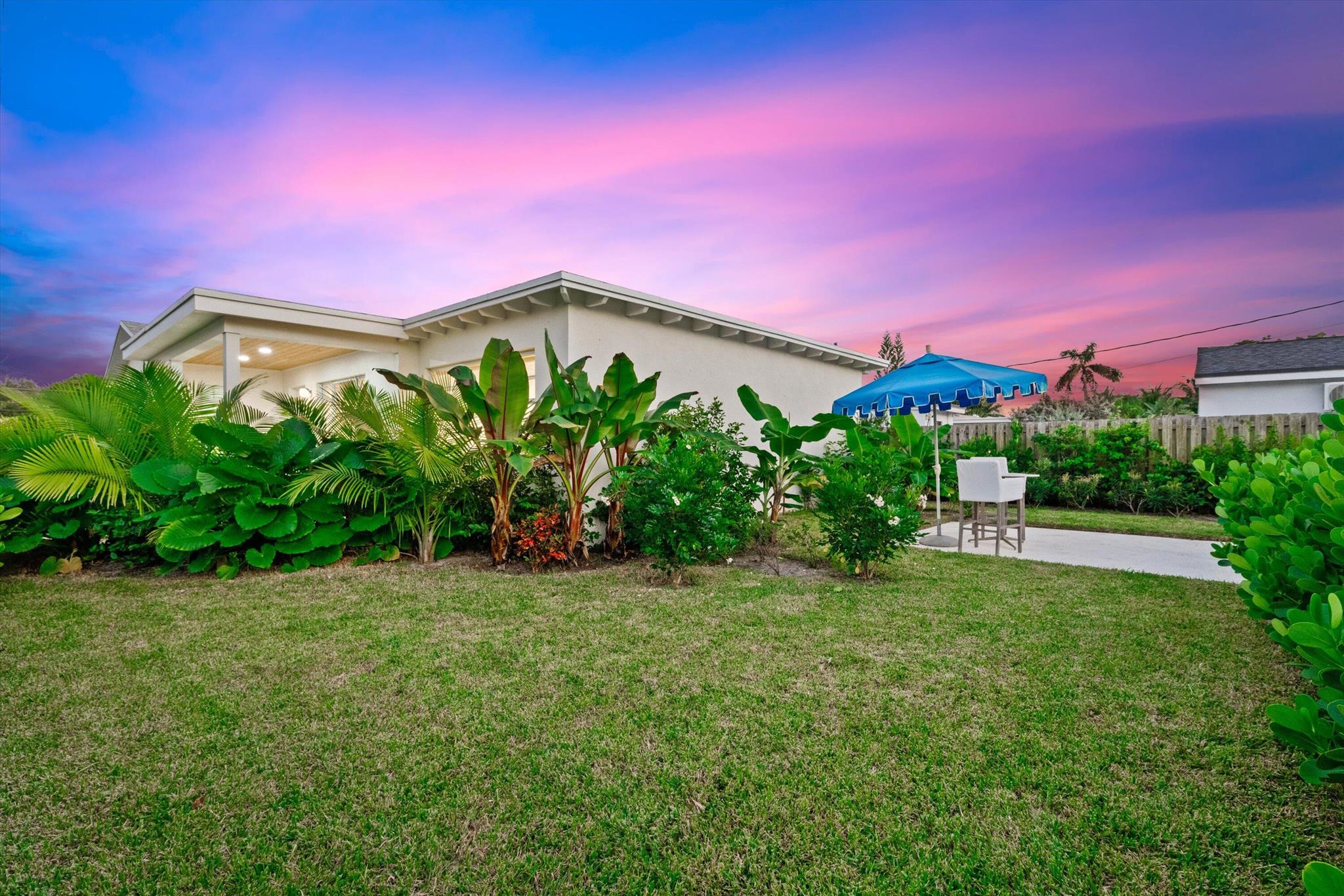LAKE WORTH TOWN OF - Residential
