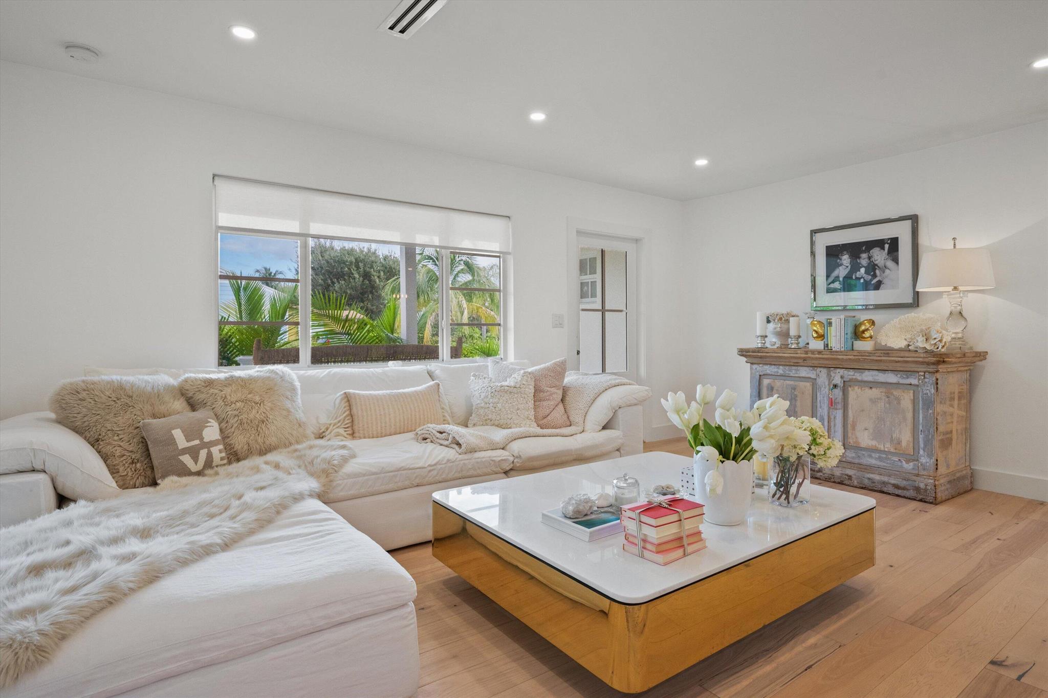 LAKE WORTH TOWN OF - Residential