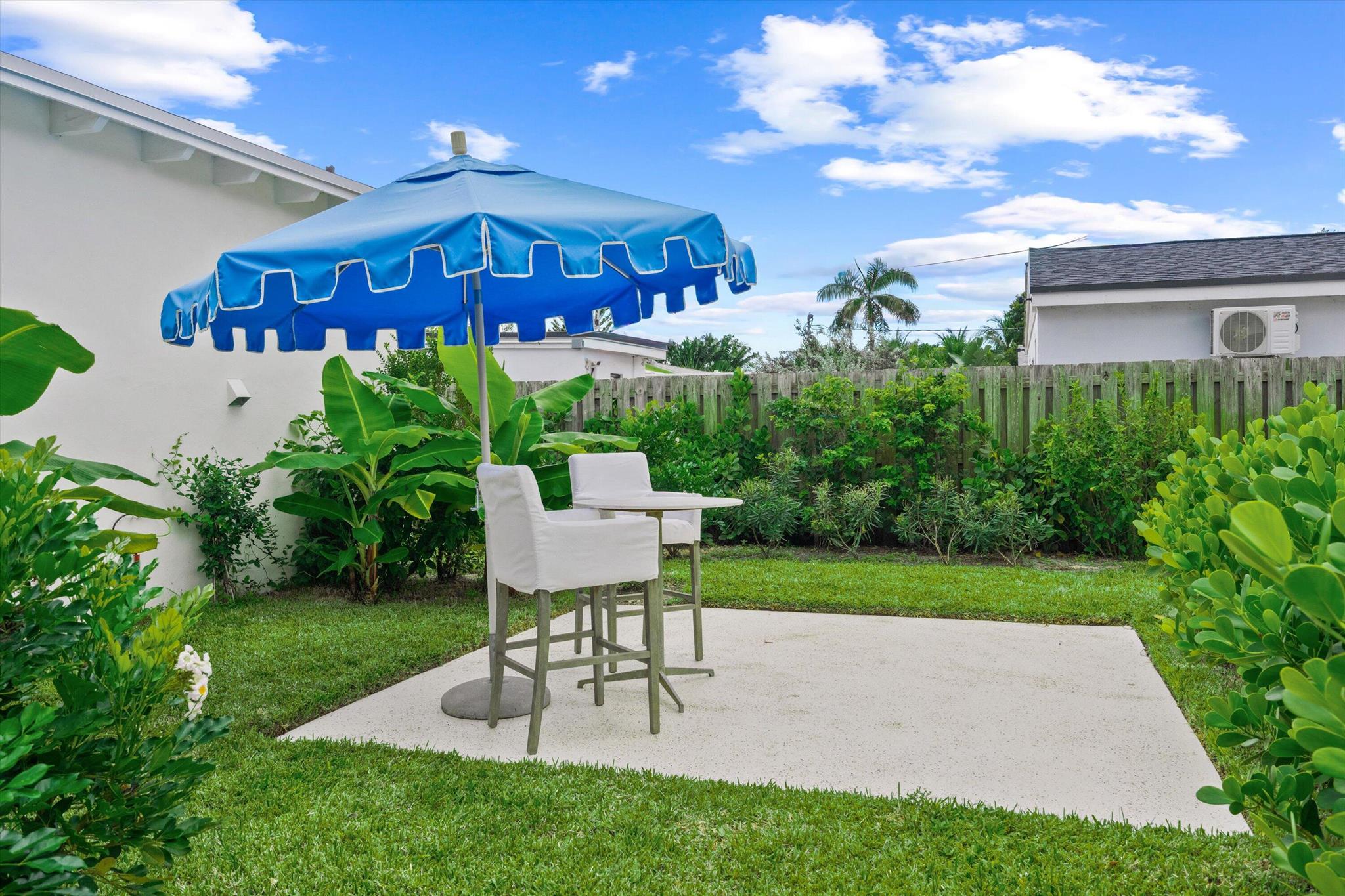LAKE WORTH TOWN OF - Residential
