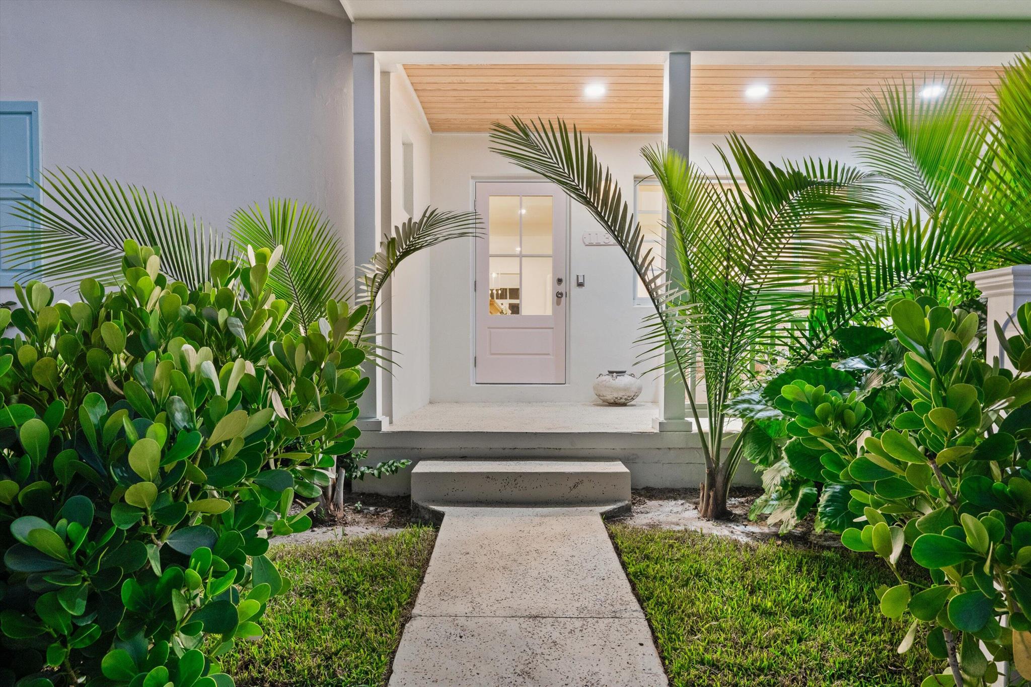 LAKE WORTH TOWN OF - Residential