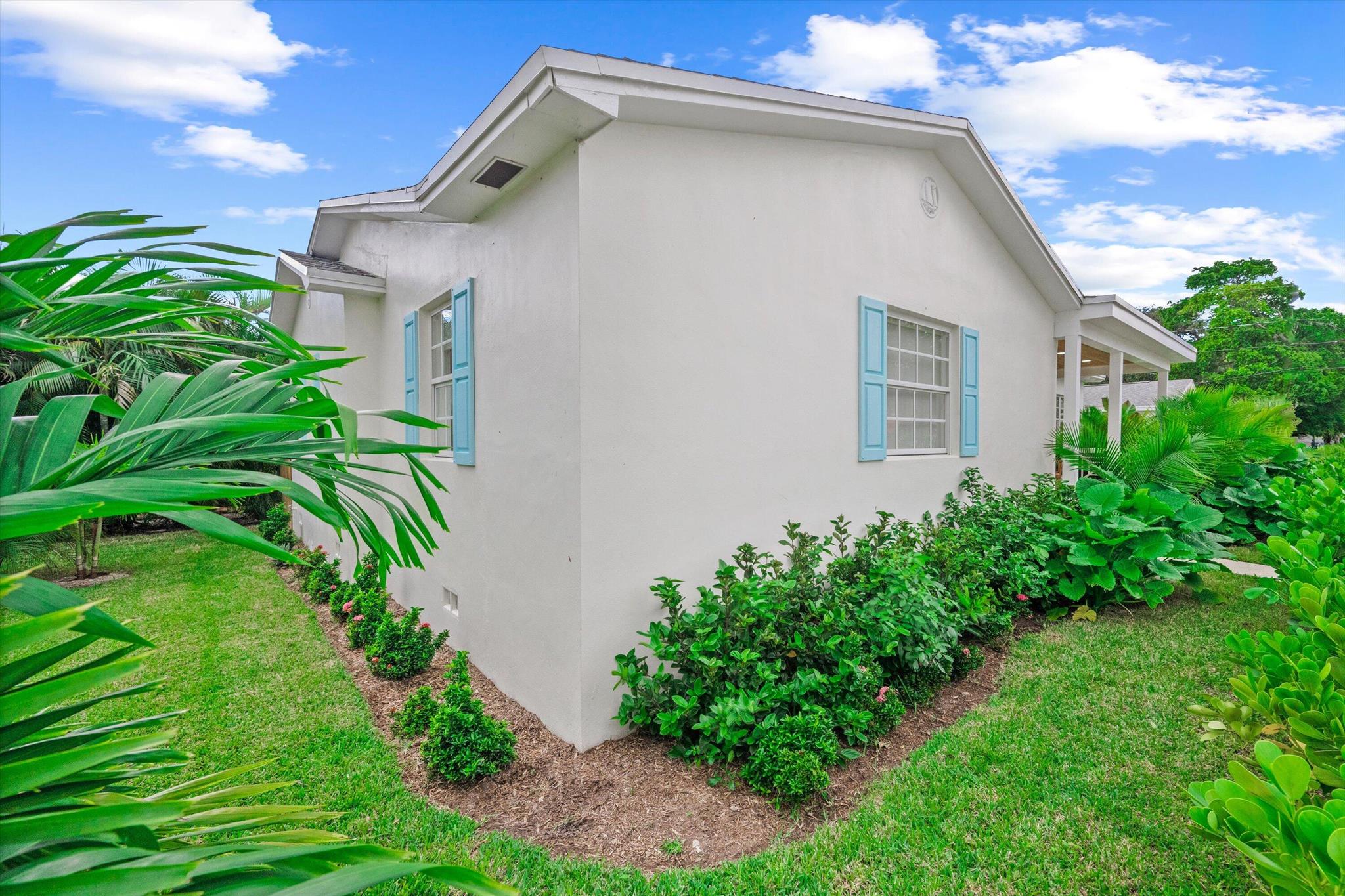 LAKE WORTH TOWN OF - Residential