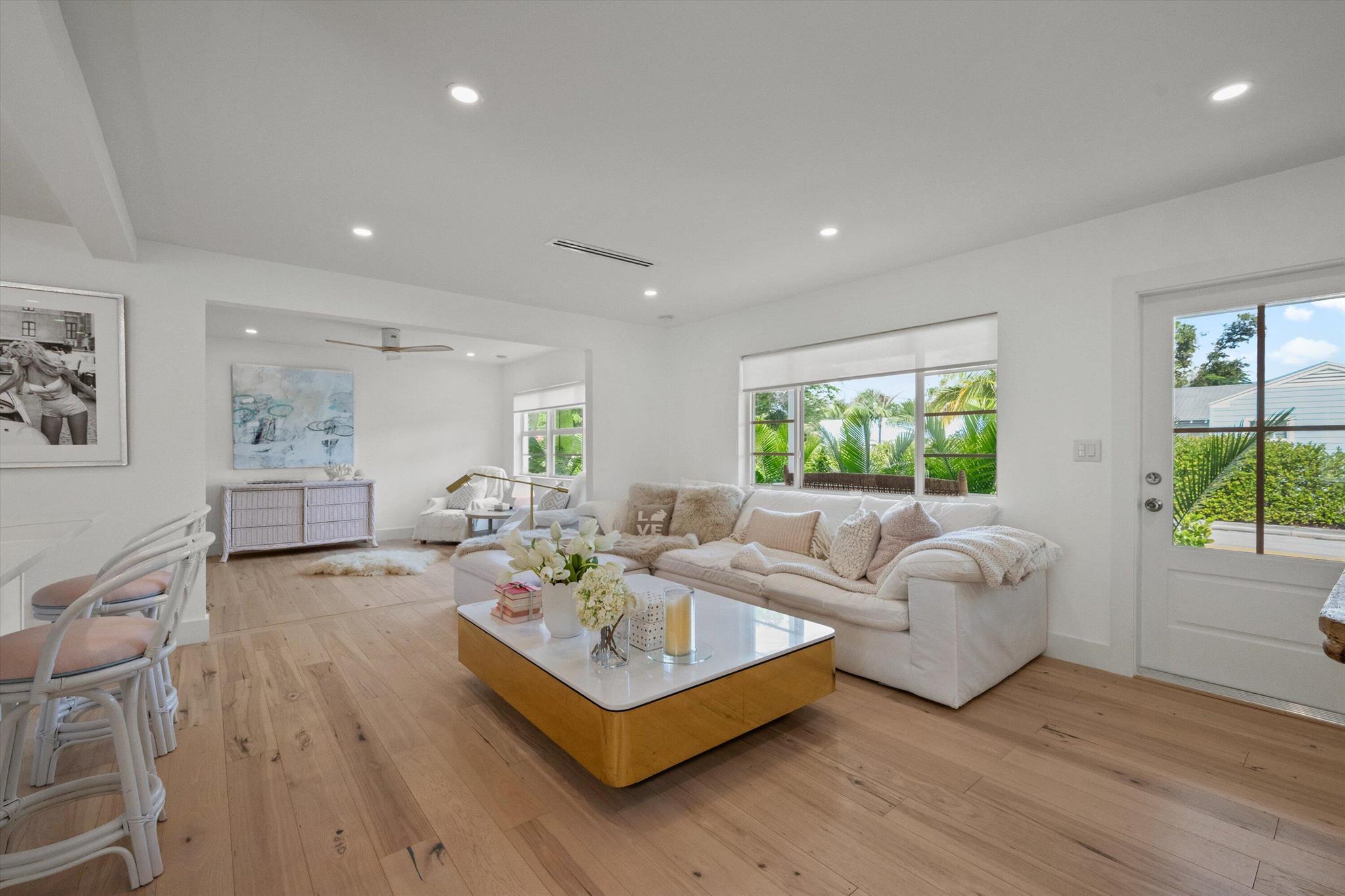 LAKE WORTH TOWN OF - Residential