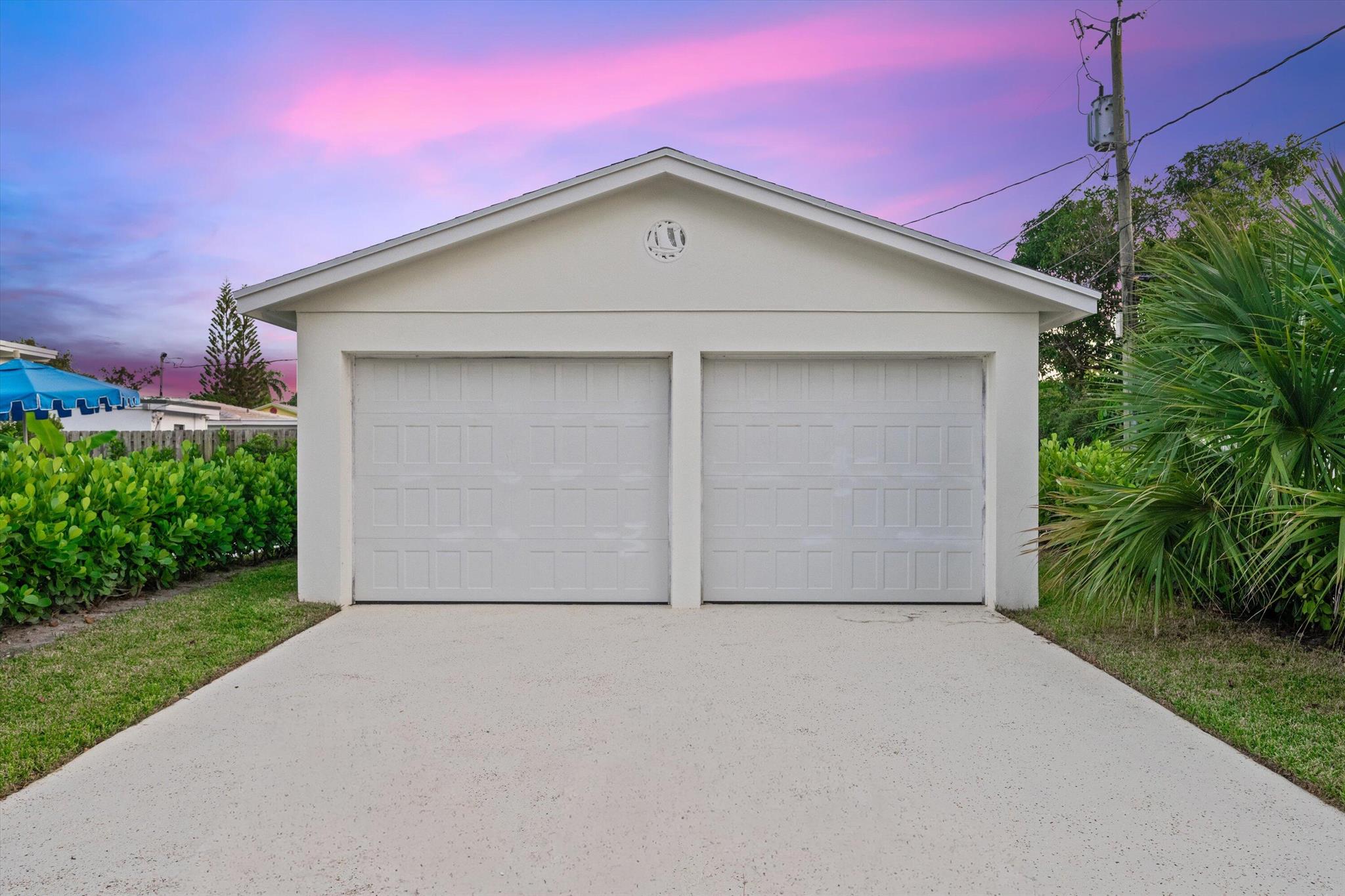 LAKE WORTH TOWN OF - Residential
