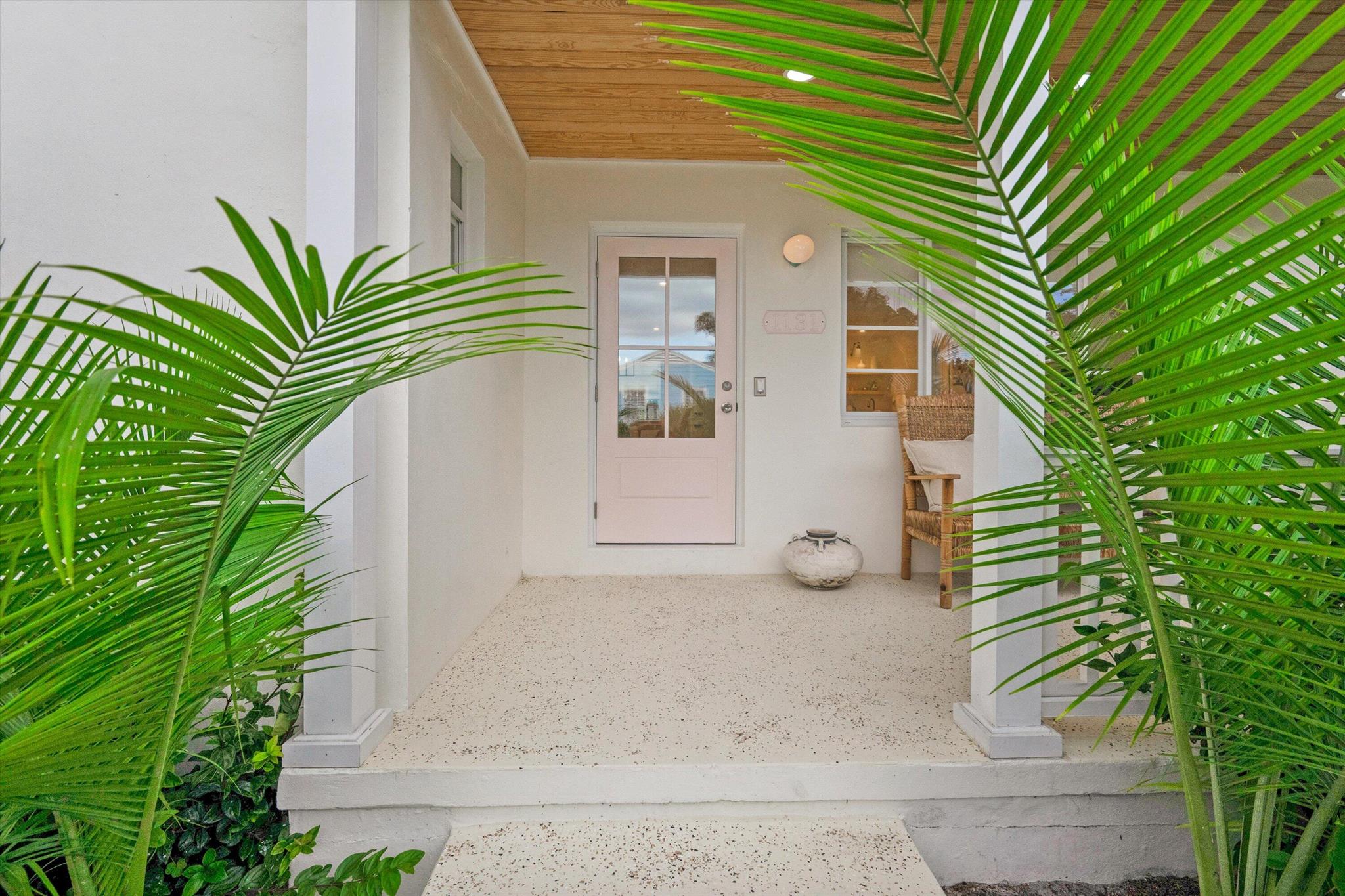 View photos, virtual tours, details... 1131 N Ocean Breeze