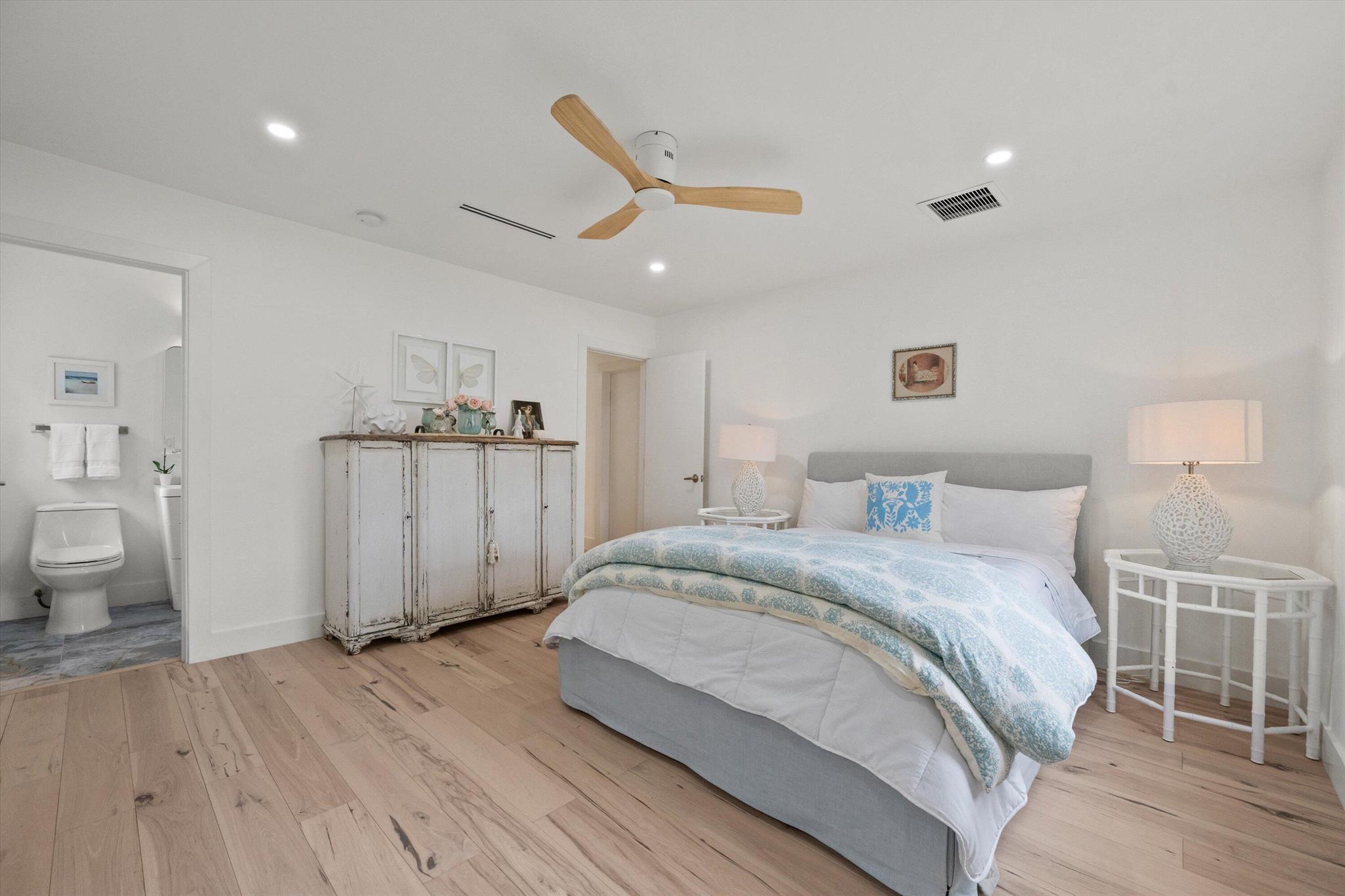 LAKE WORTH TOWN OF - Residential