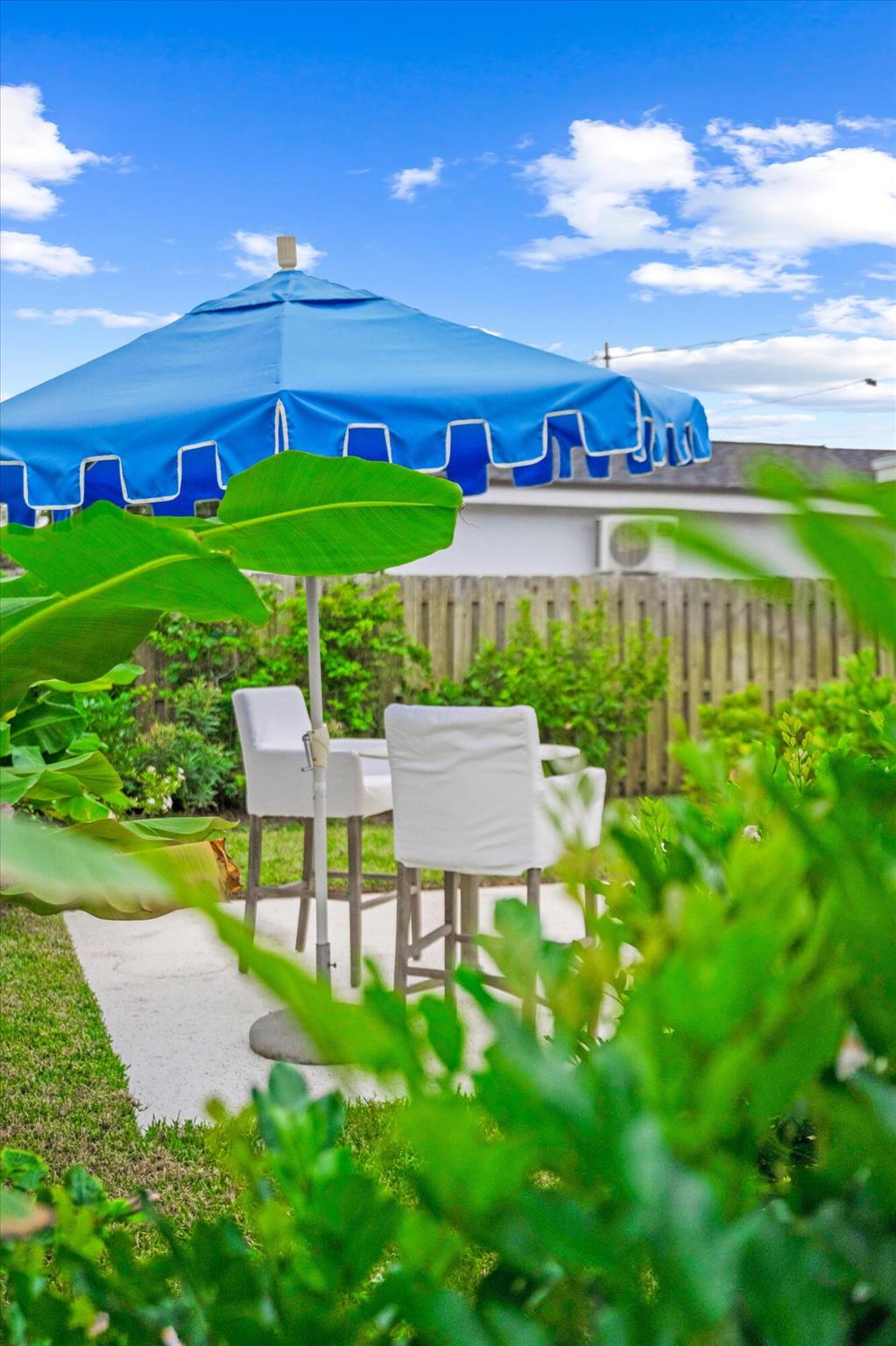LAKE WORTH TOWN OF - Residential