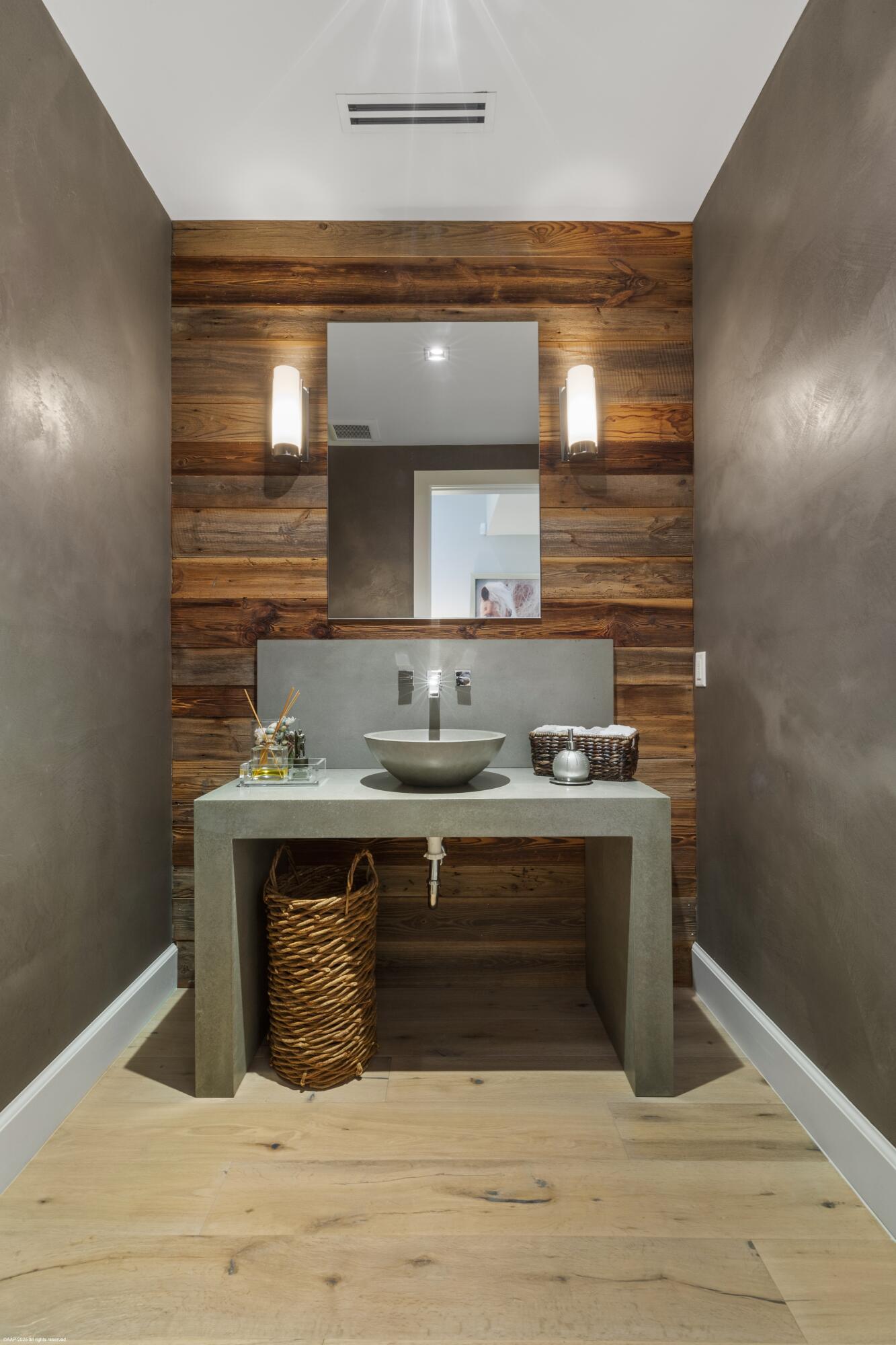 BROOKSIDE 1 / Golf Brook - Residential