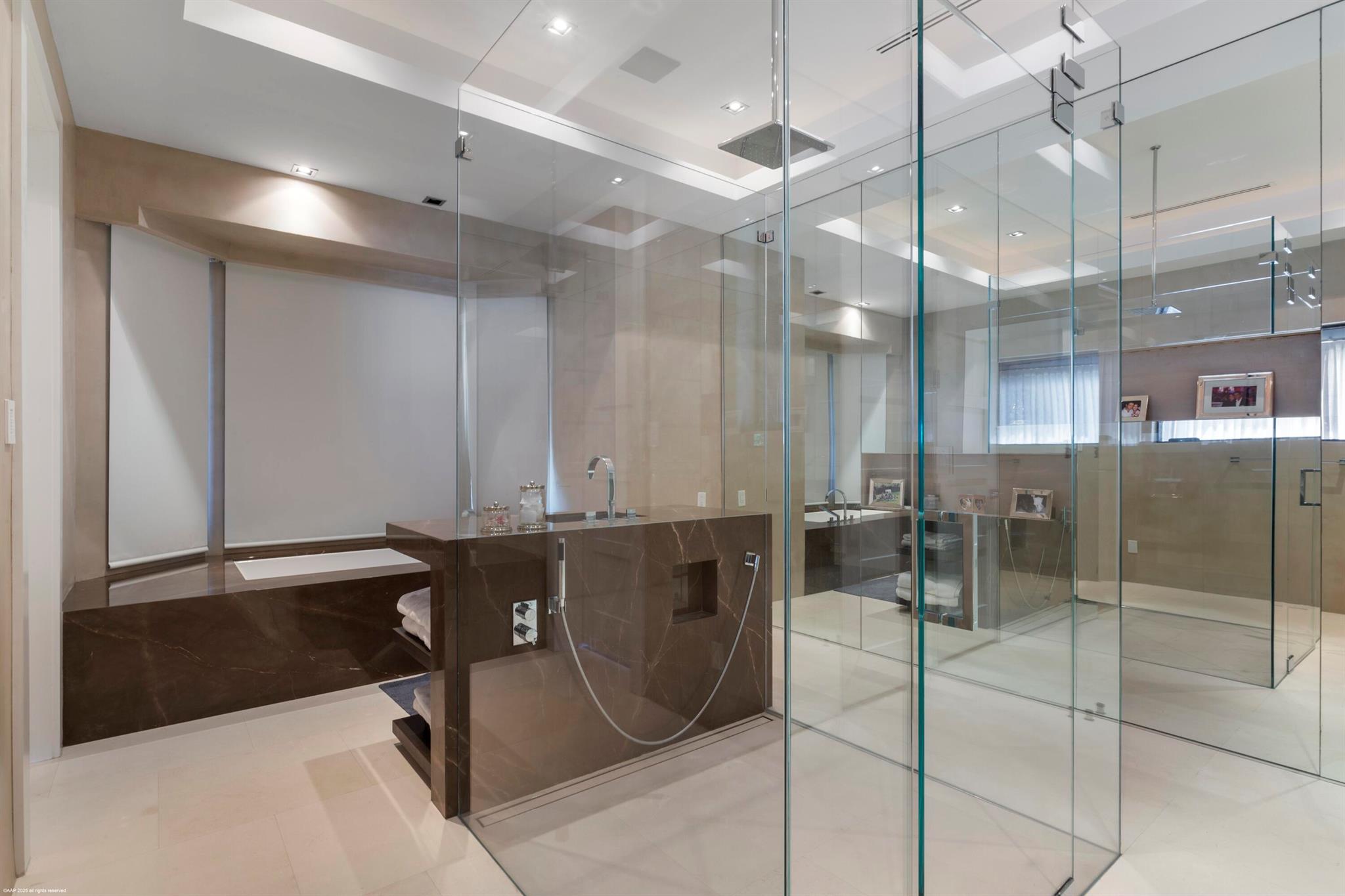 BROOKSIDE 1 / Golf Brook - Residential
