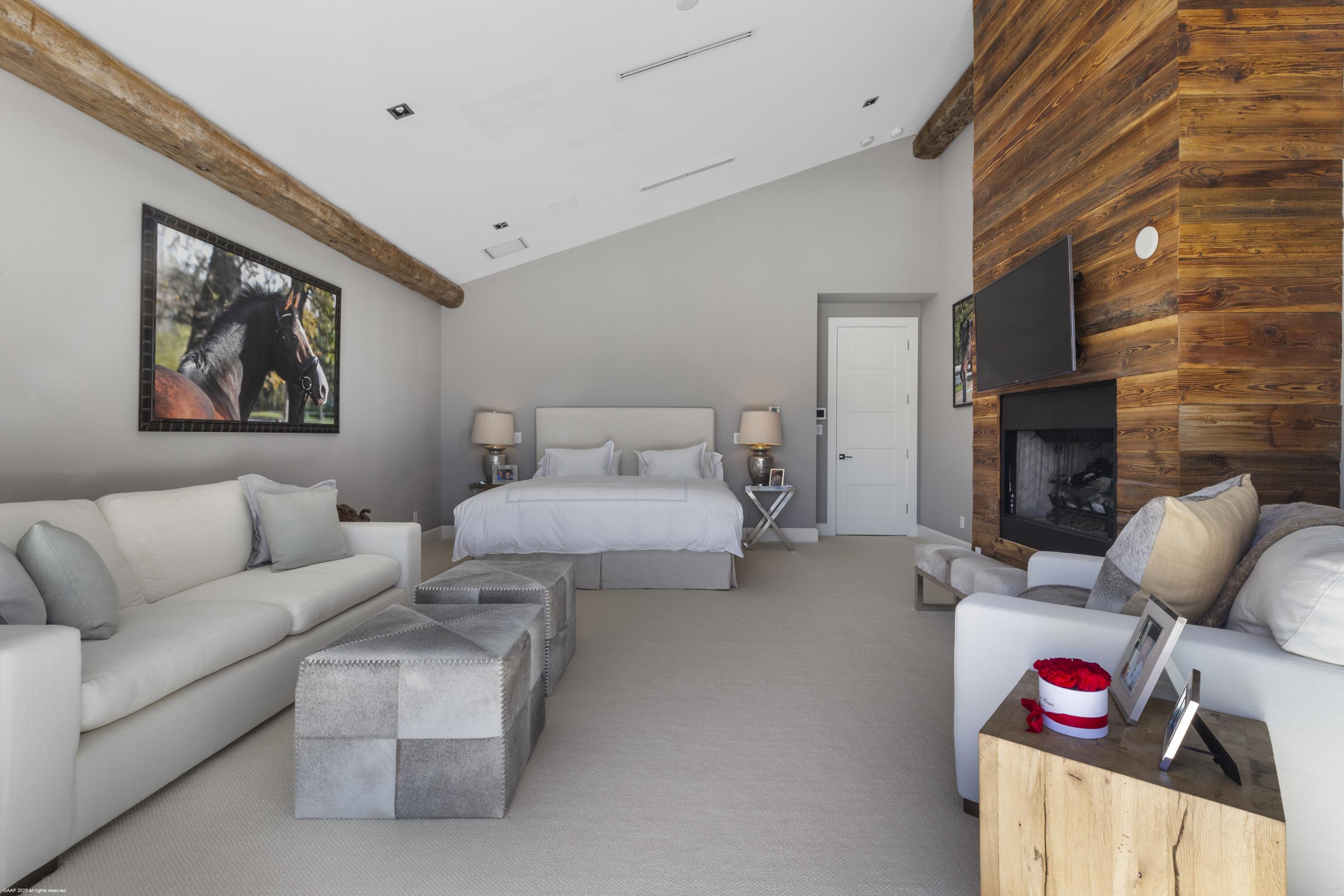 BROOKSIDE 1 / Golf Brook - Residential