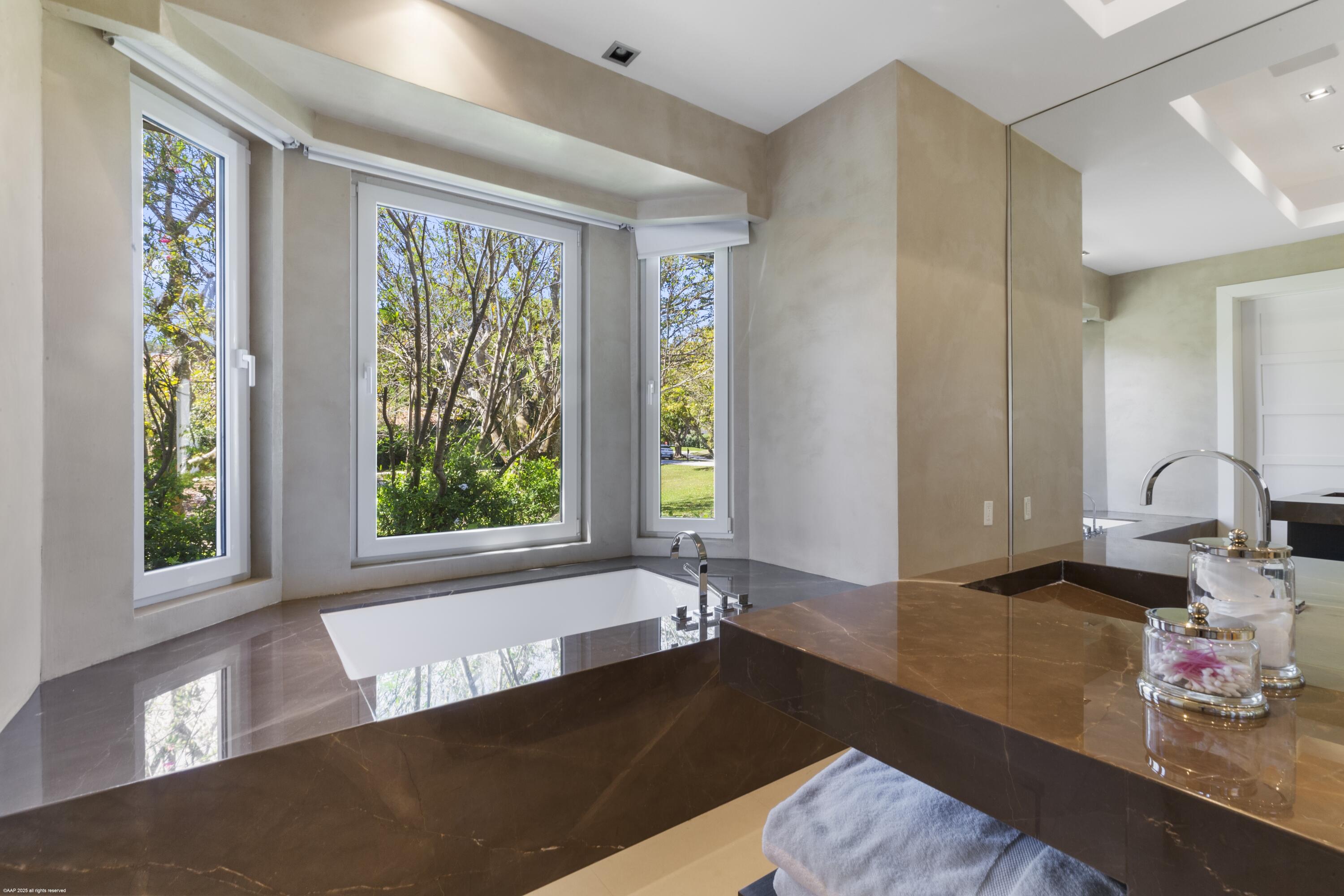 BROOKSIDE 1 / Golf Brook - Residential