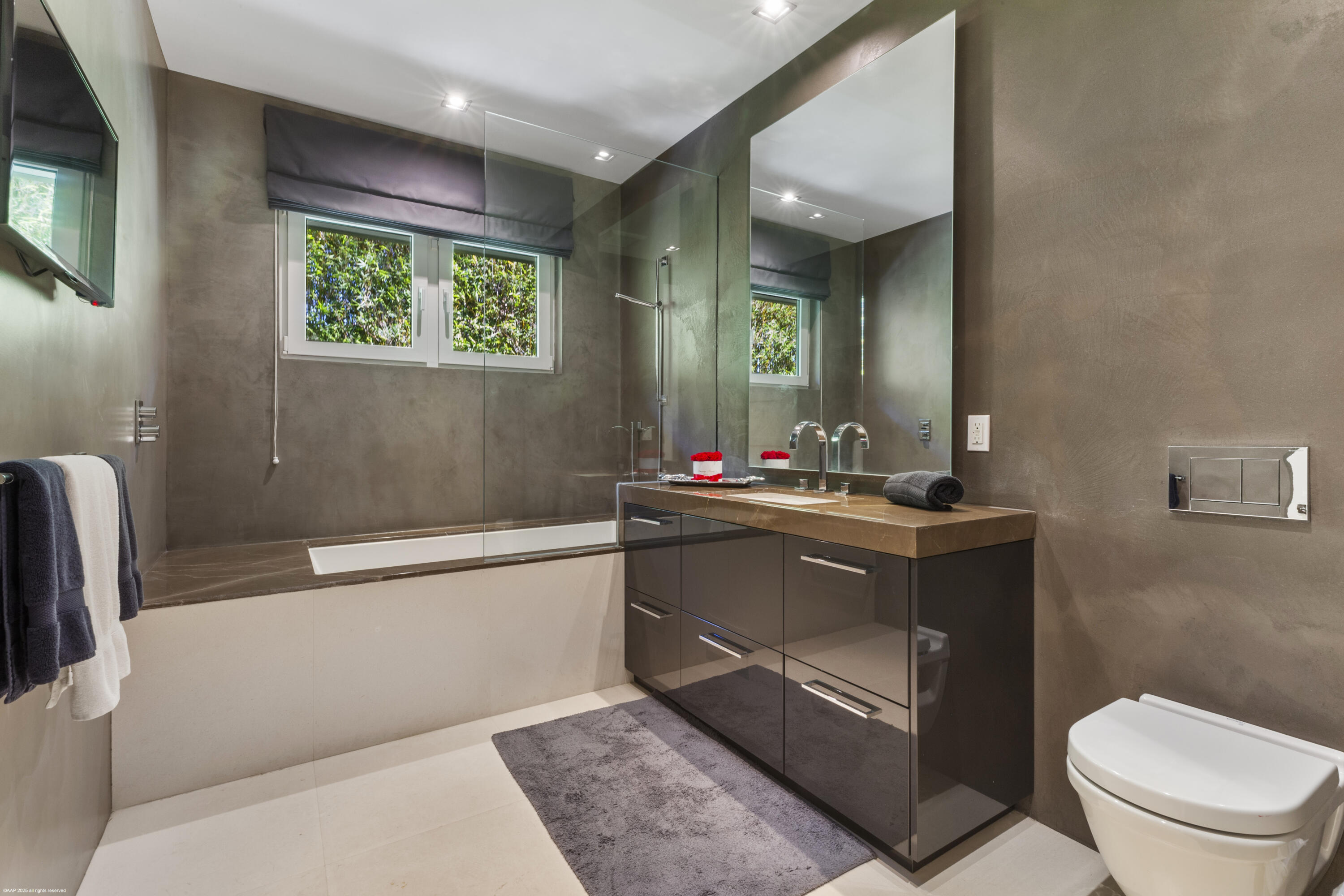 BROOKSIDE 1 / Golf Brook - Residential