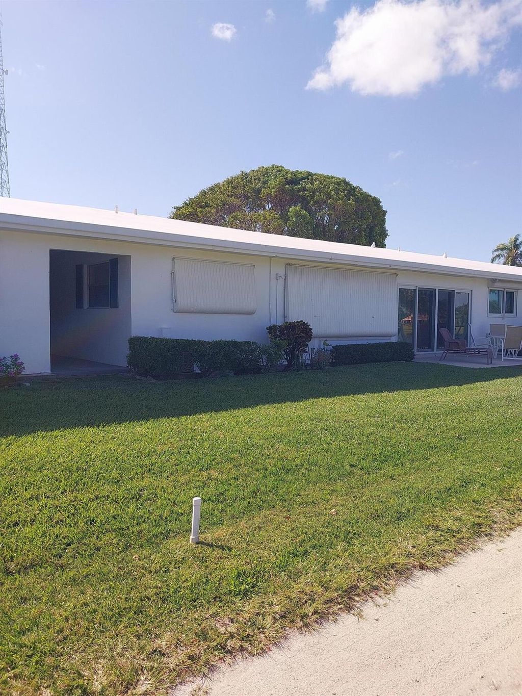 Photo of 300 SW Golfview Terrace #139, Boynton Beach, FL 33426 (MLS # R11080455)