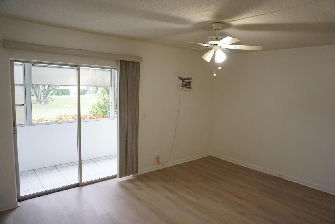 CENTURY VILLAGE 1ST FLOOR GREAT DEAL... - Residential