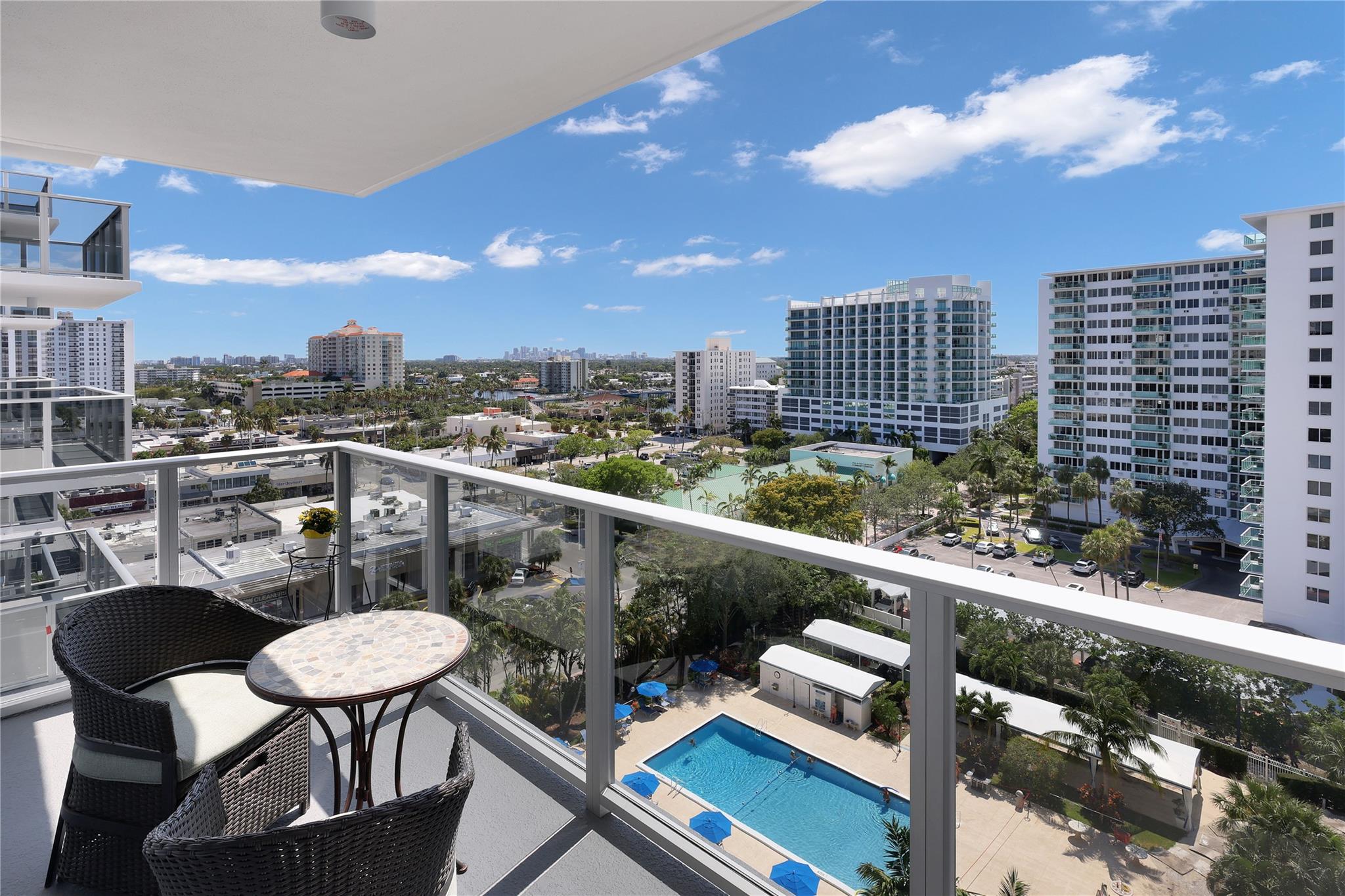 3333 NE 34th St 1118