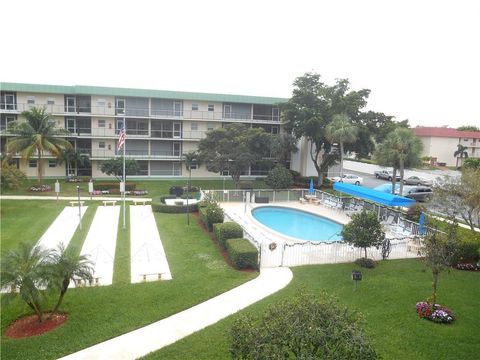 A home in Deerfield Beach
