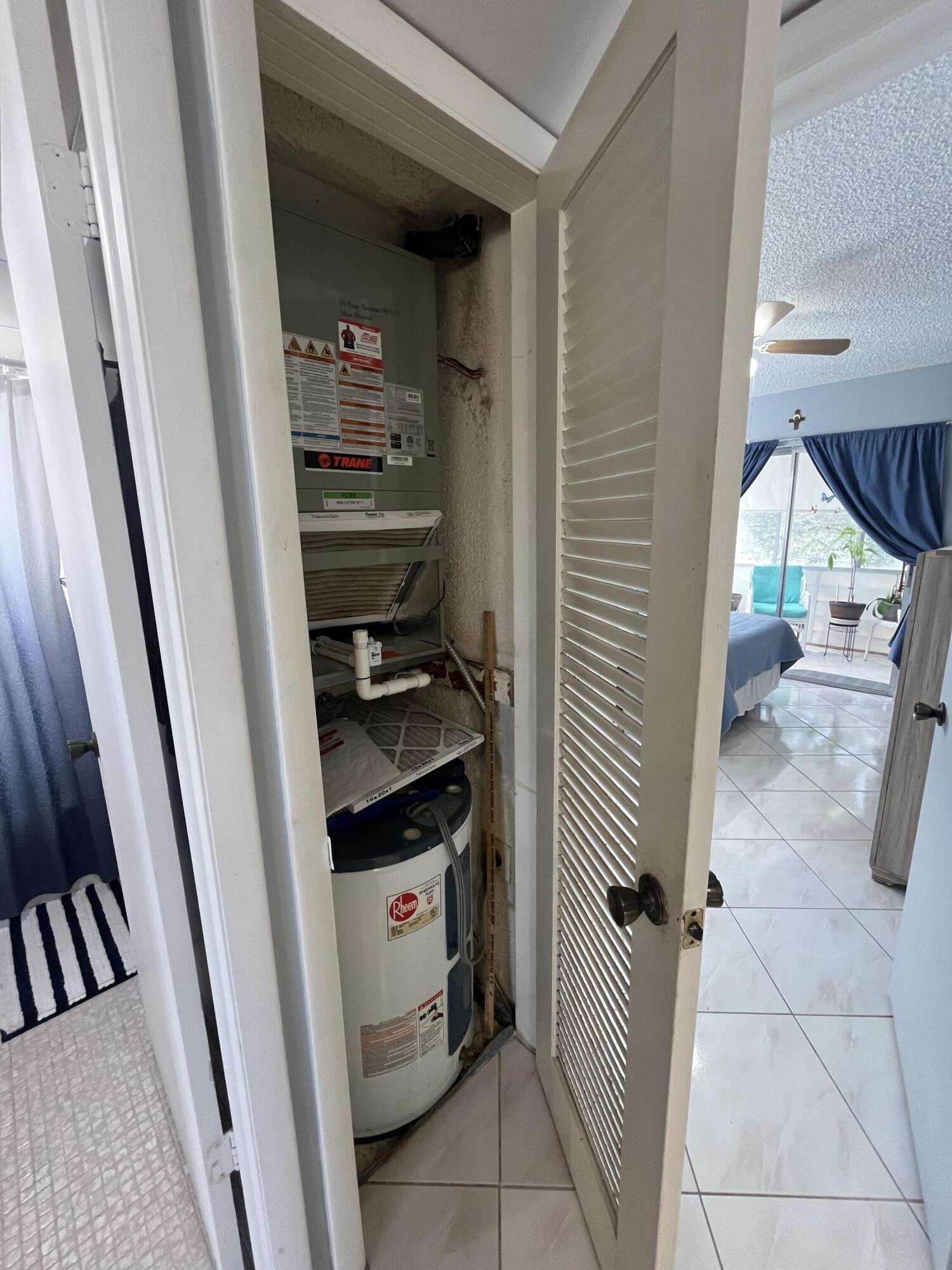 Kings Point Flanders Condos - Residential