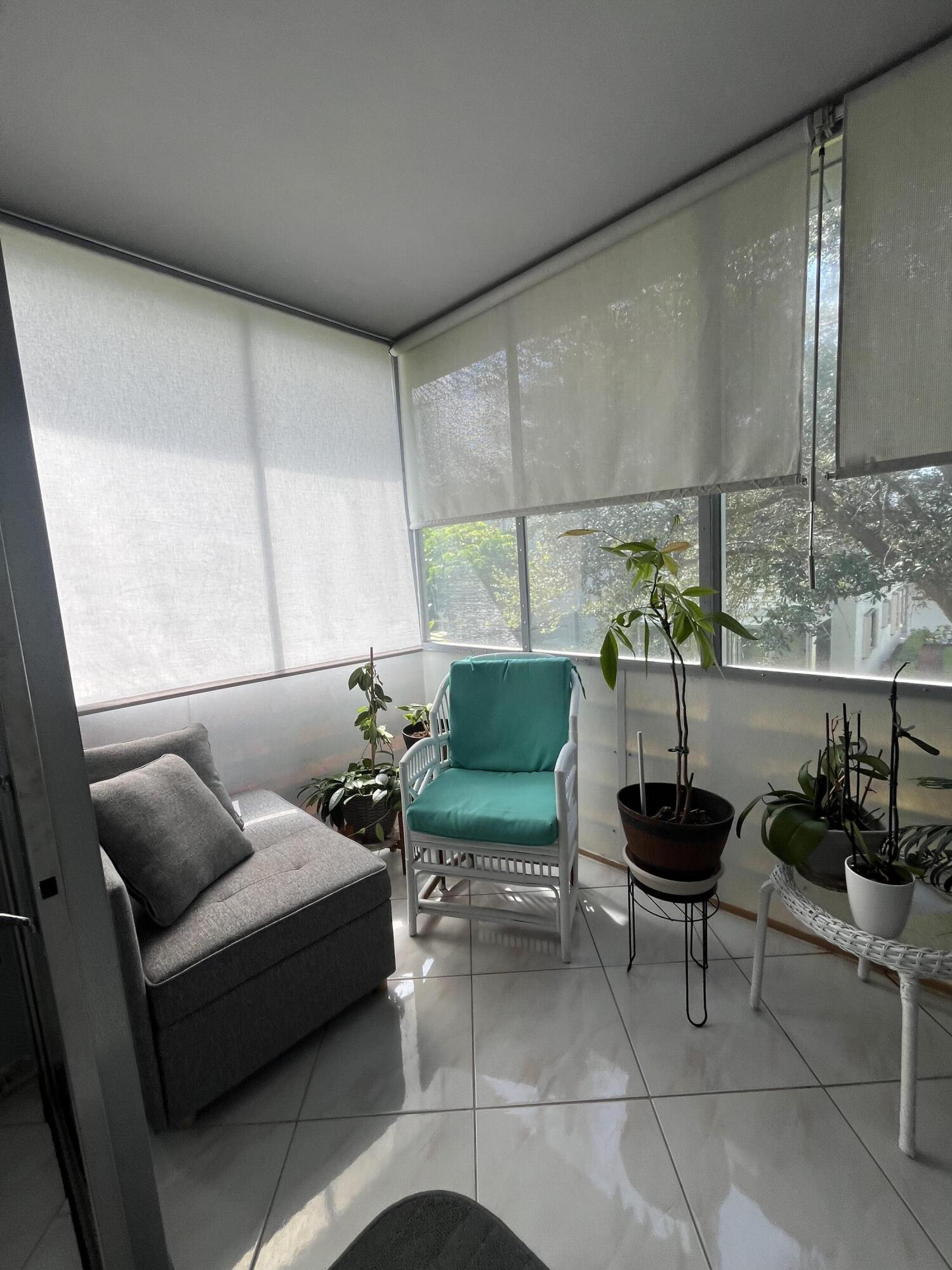 Kings Point Flanders Condos - Residential