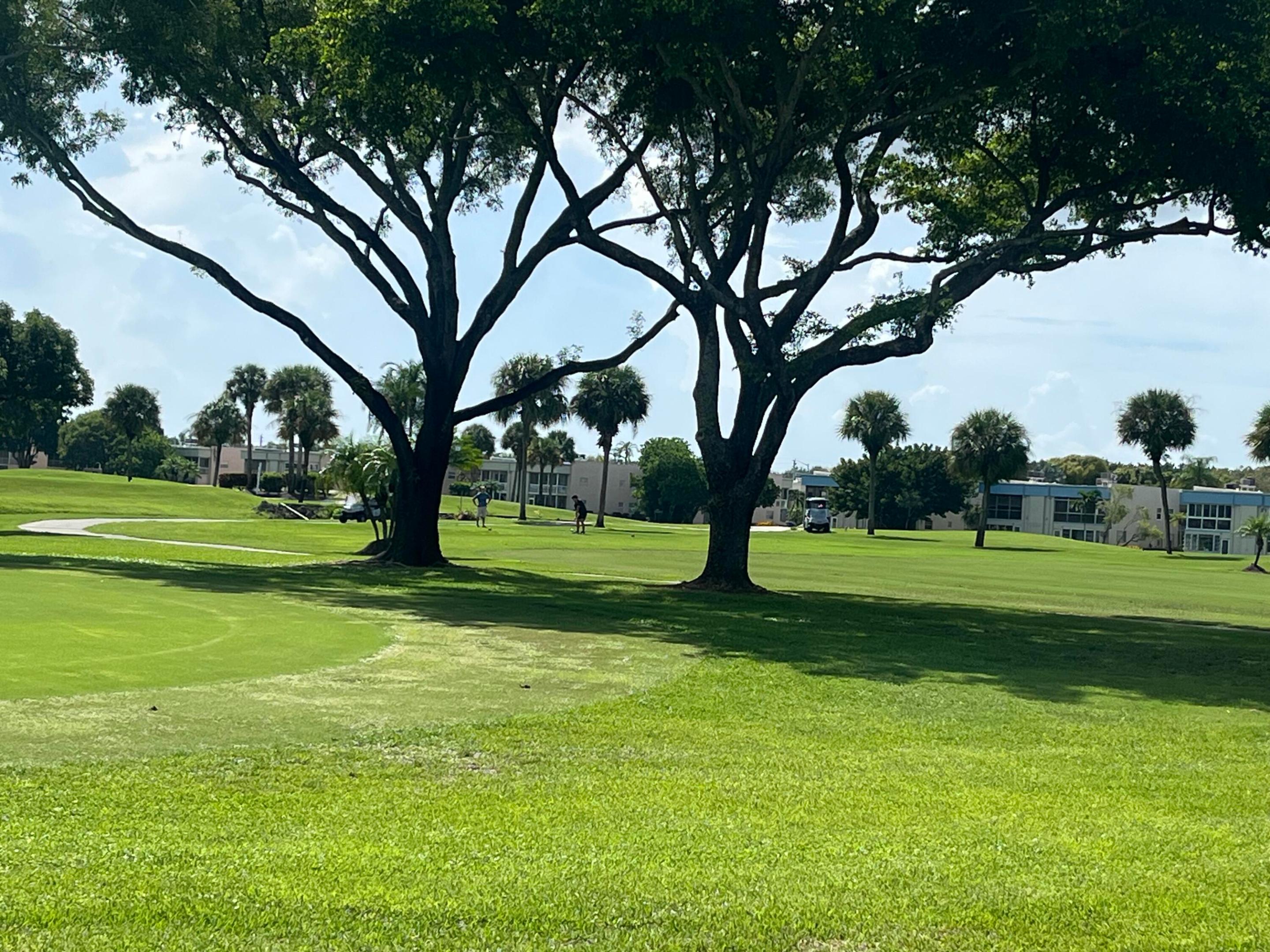 Kings Point Flanders Condos - Residential