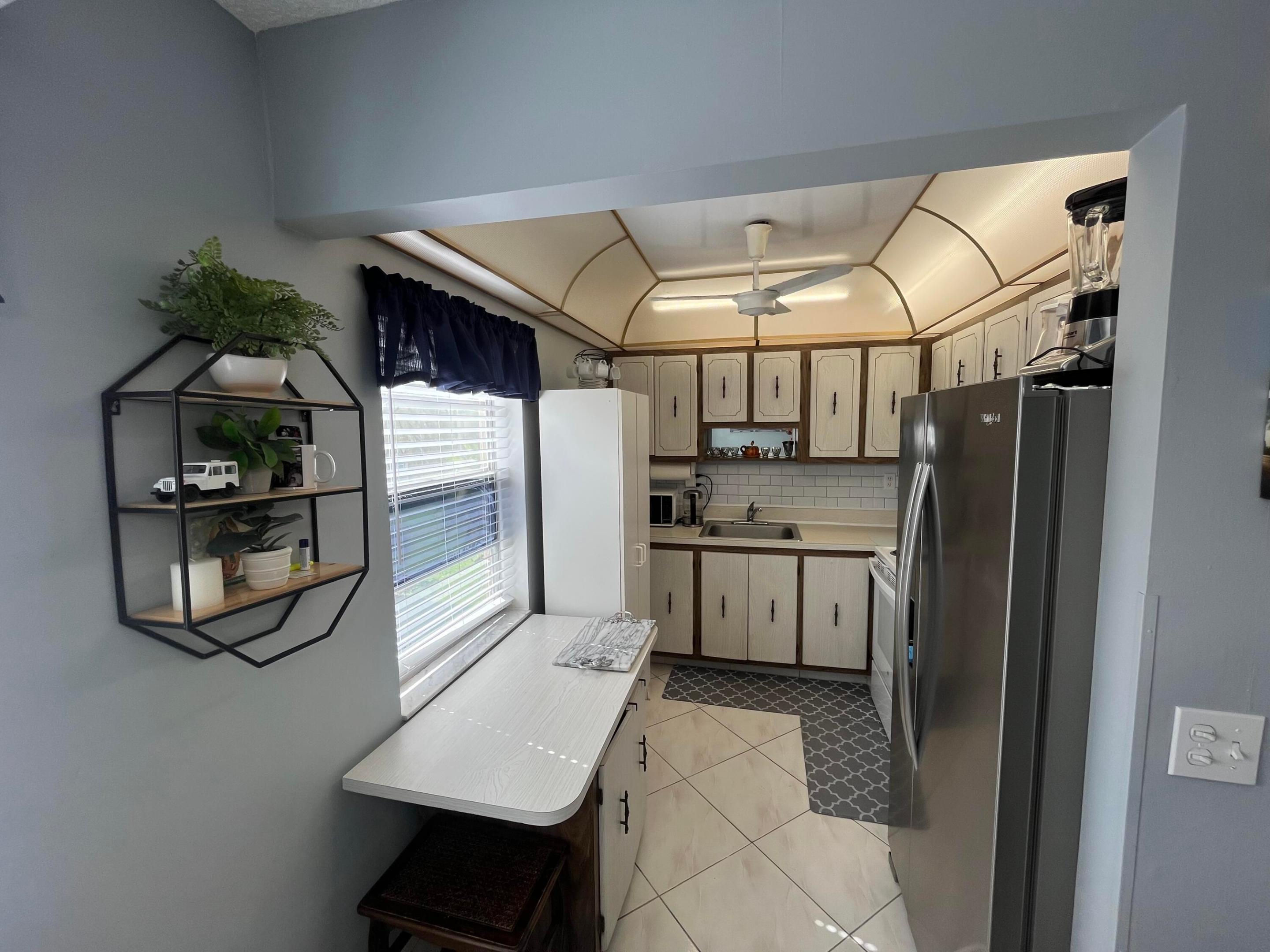 Kings Point Flanders Condos - Residential