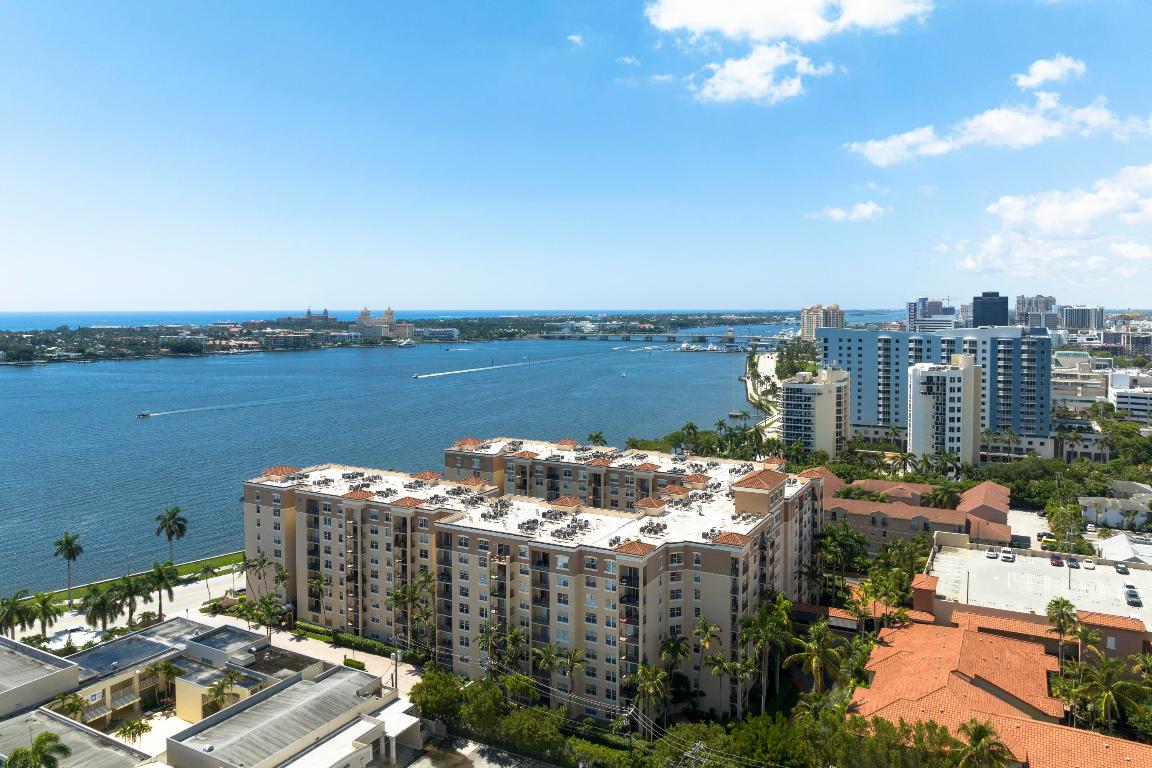 FLAGLER POINTE CONDO - Residential