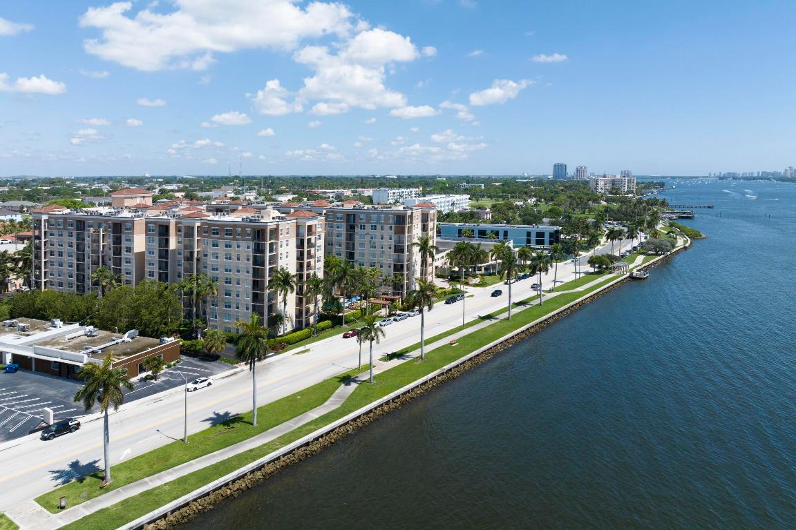 FLAGLER POINTE CONDO - Residential