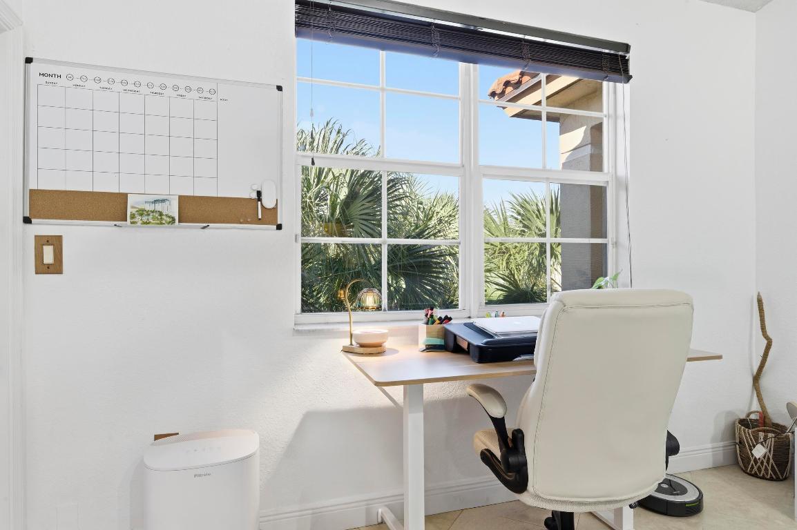 FLAGLER POINTE CONDO - Residential