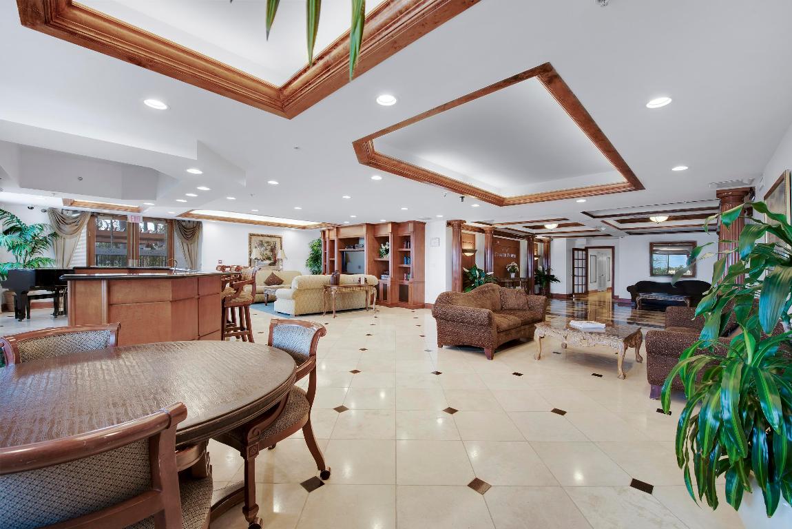 FLAGLER POINTE CONDO - Residential