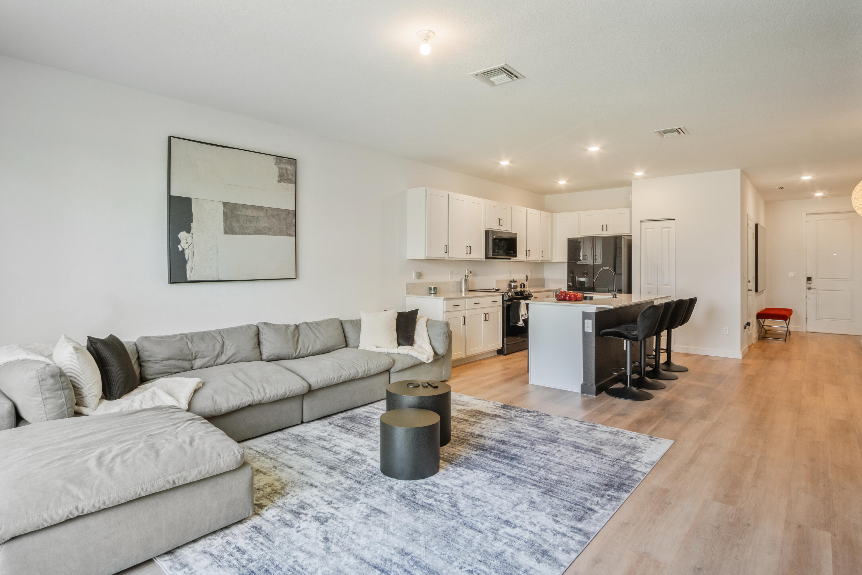 VERANDA PLAT NO. 9 - Residential Lease