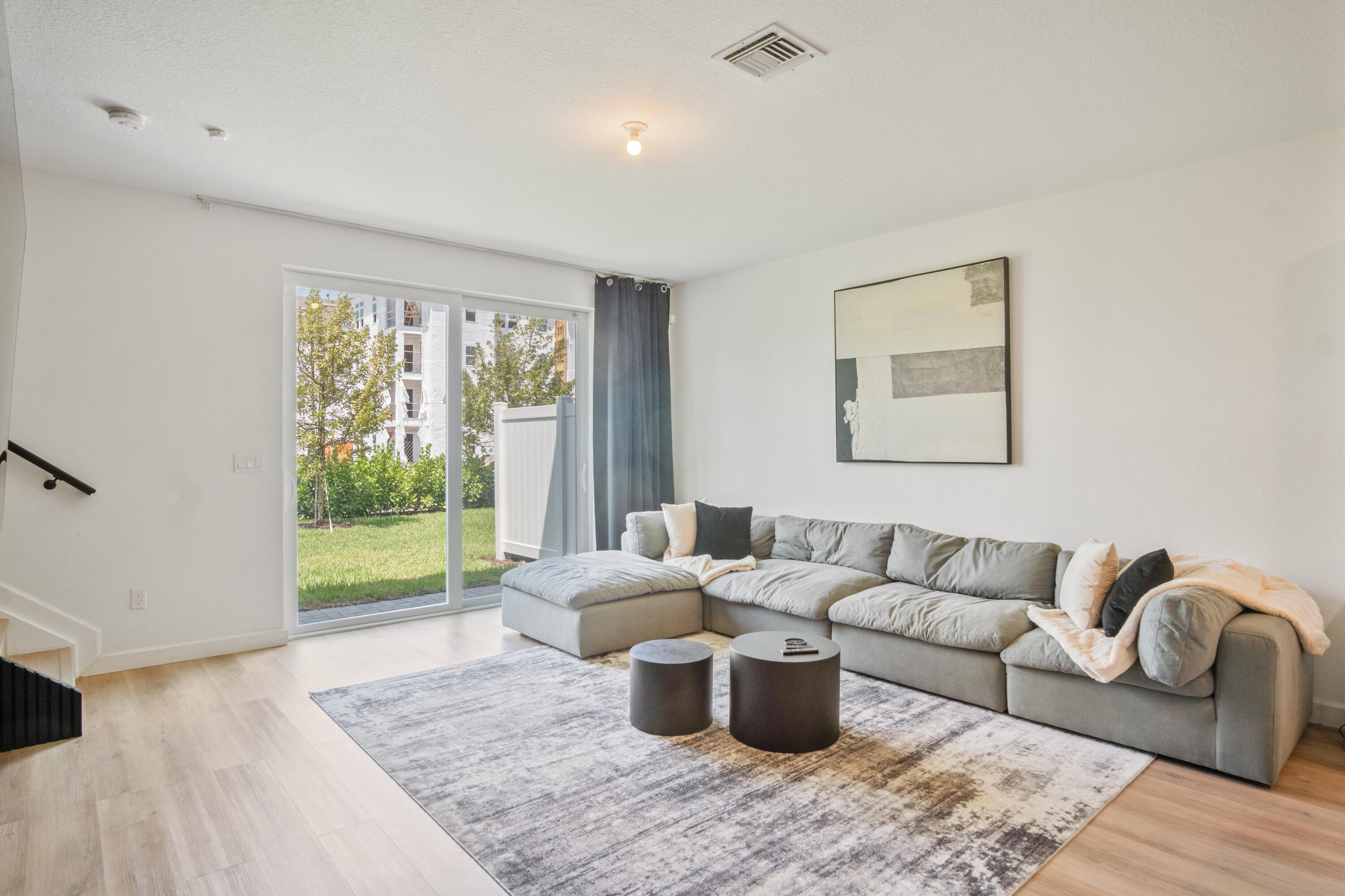 VERANDA PLAT NO. 9 - Residential Lease