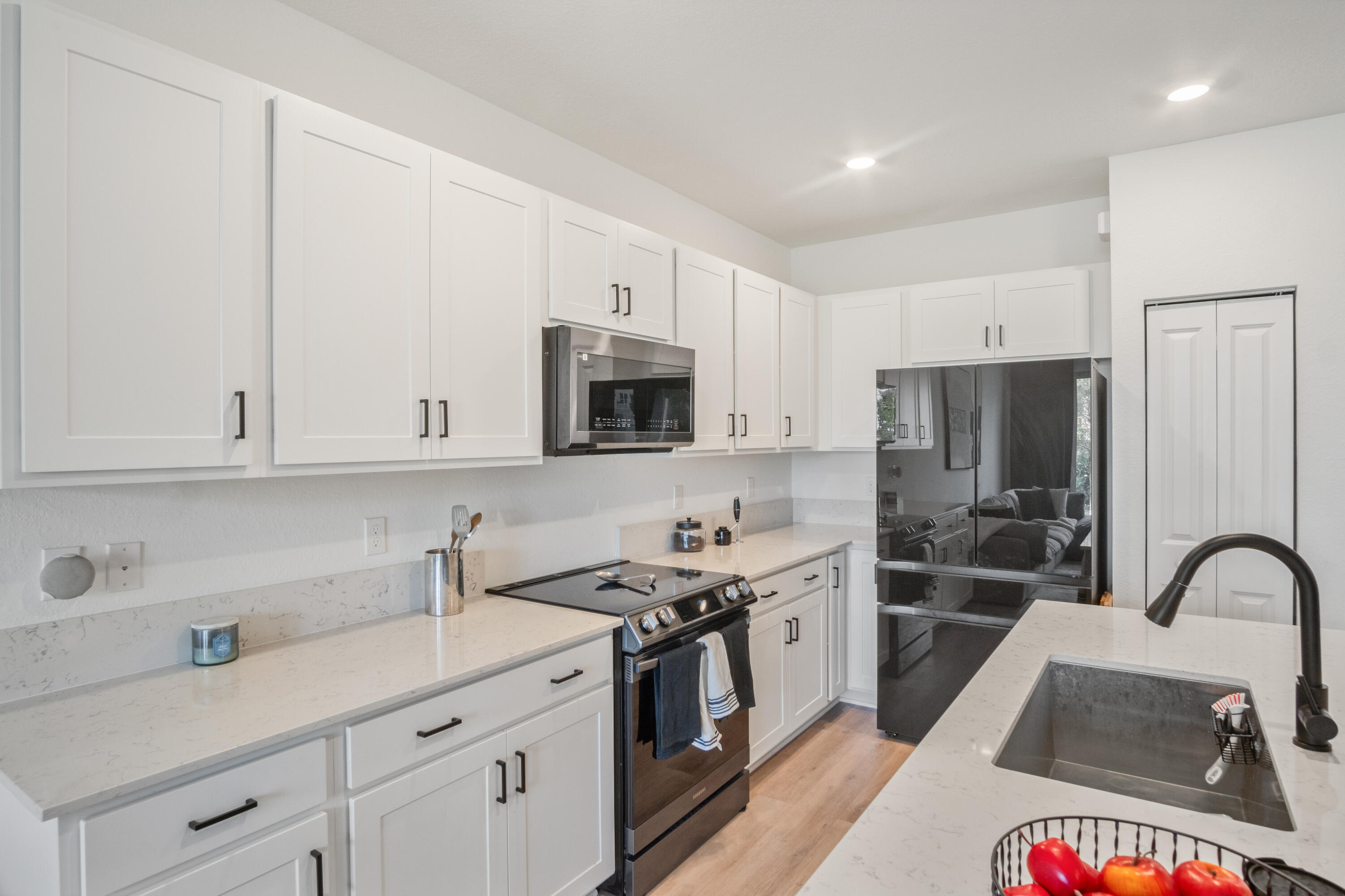 VERANDA PLAT NO. 9 - Residential Lease