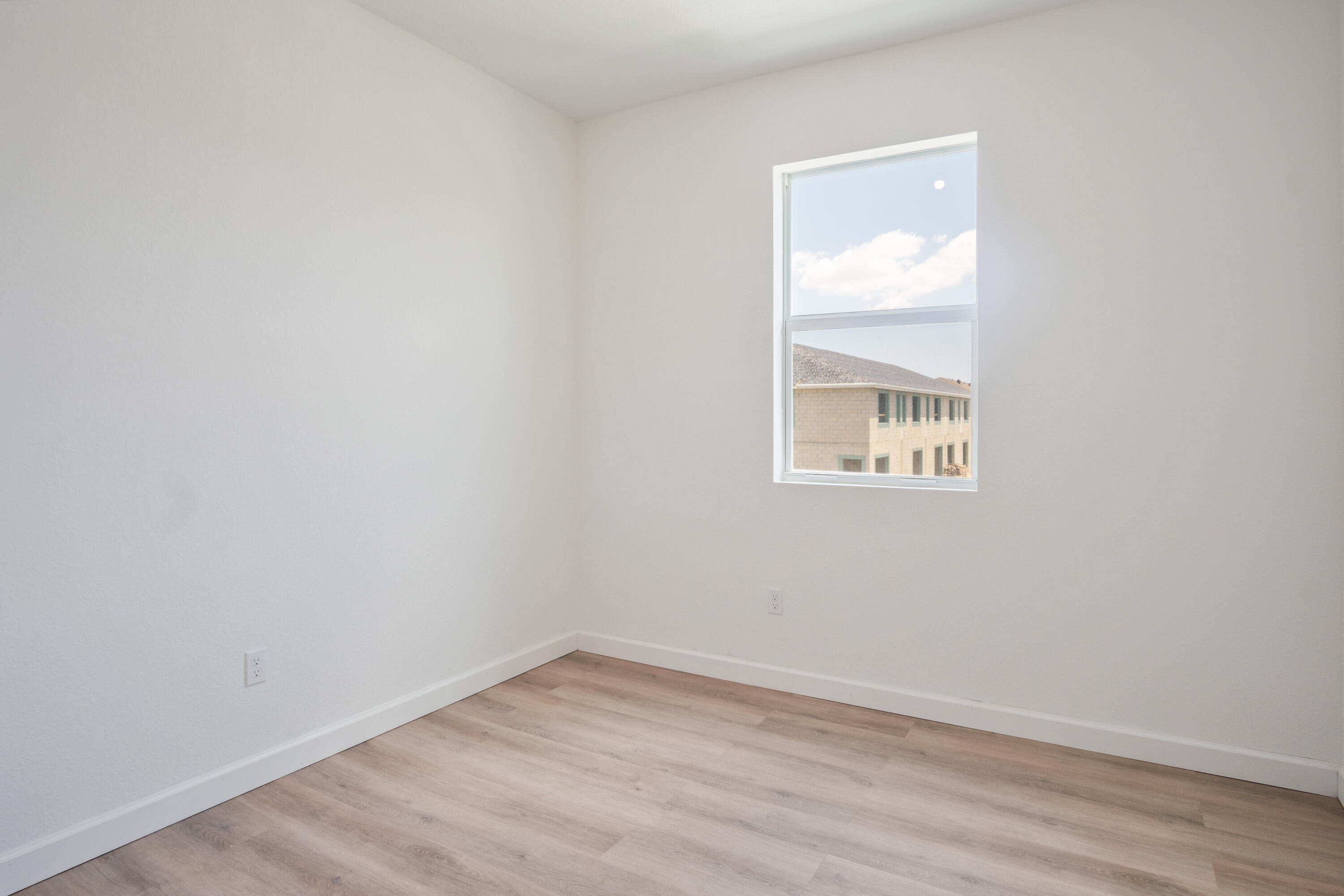 VERANDA PLAT NO. 9 - Residential Lease