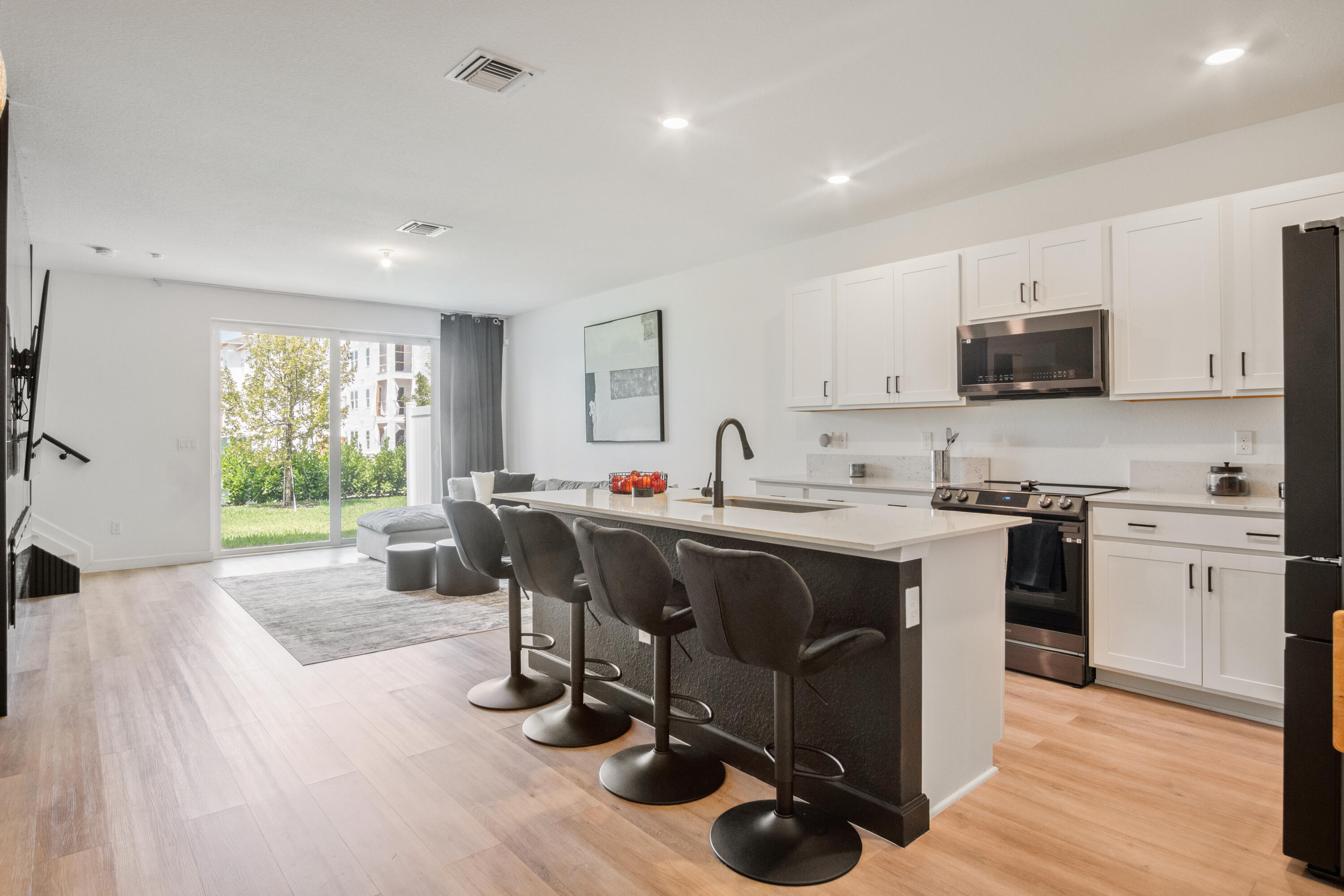 VERANDA PLAT NO. 9 - Residential Lease