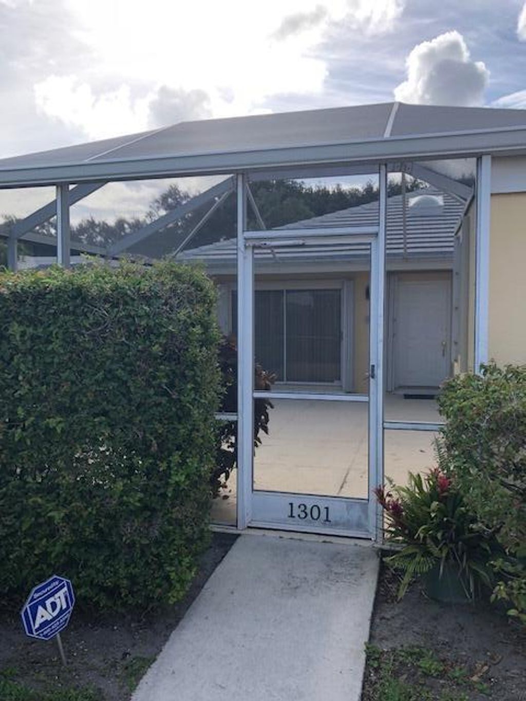 Photo of 1301 Sun Terrace Court, Palm Beach Gardens, FL 33403 (MLS # R10725931)