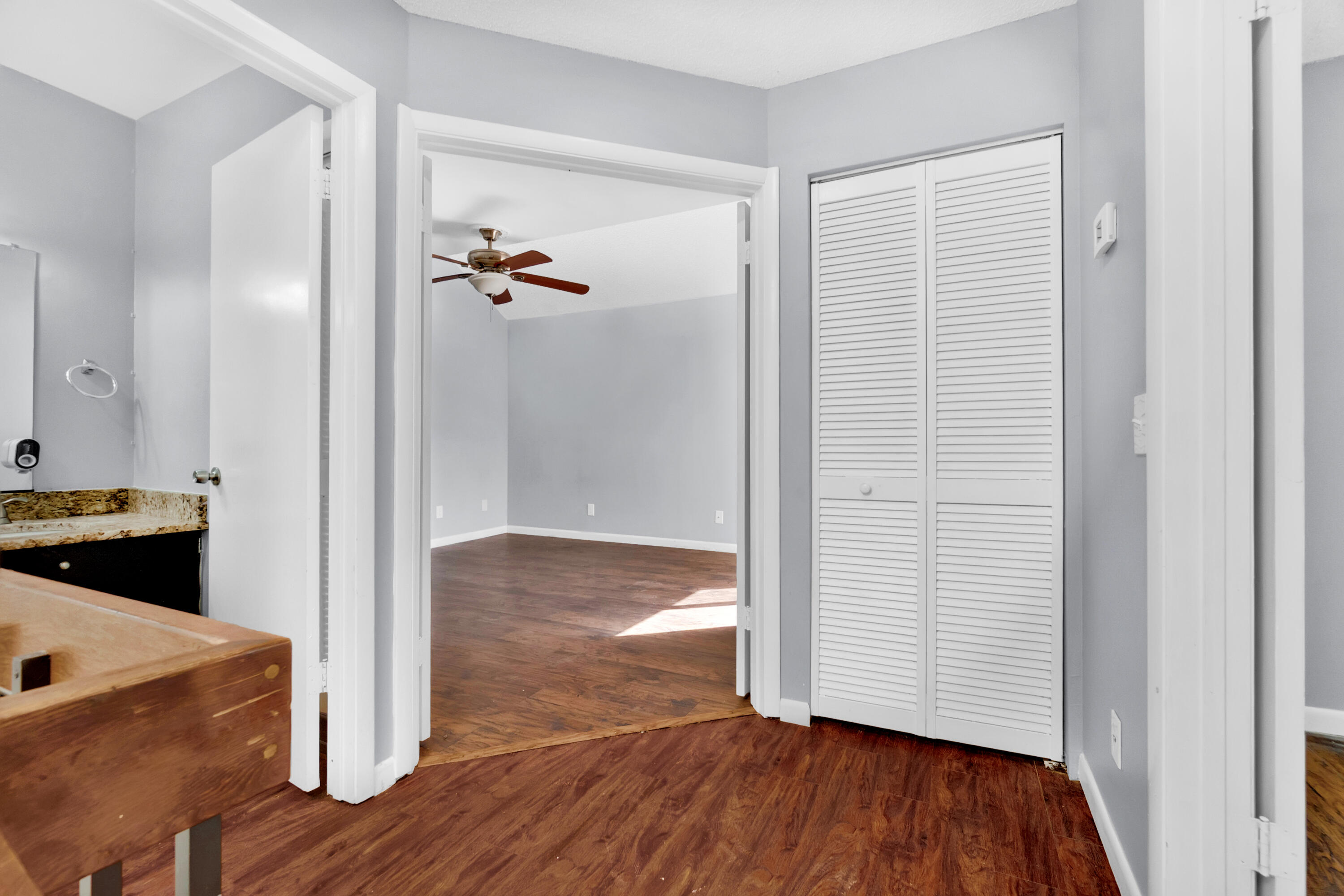 TARPON BAY VILLAS - Residential