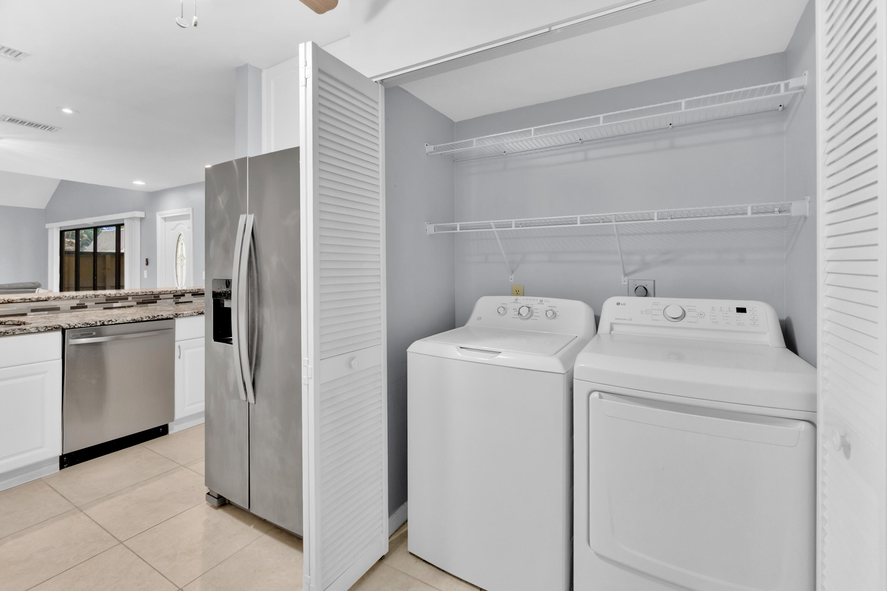 TARPON BAY VILLAS - Residential